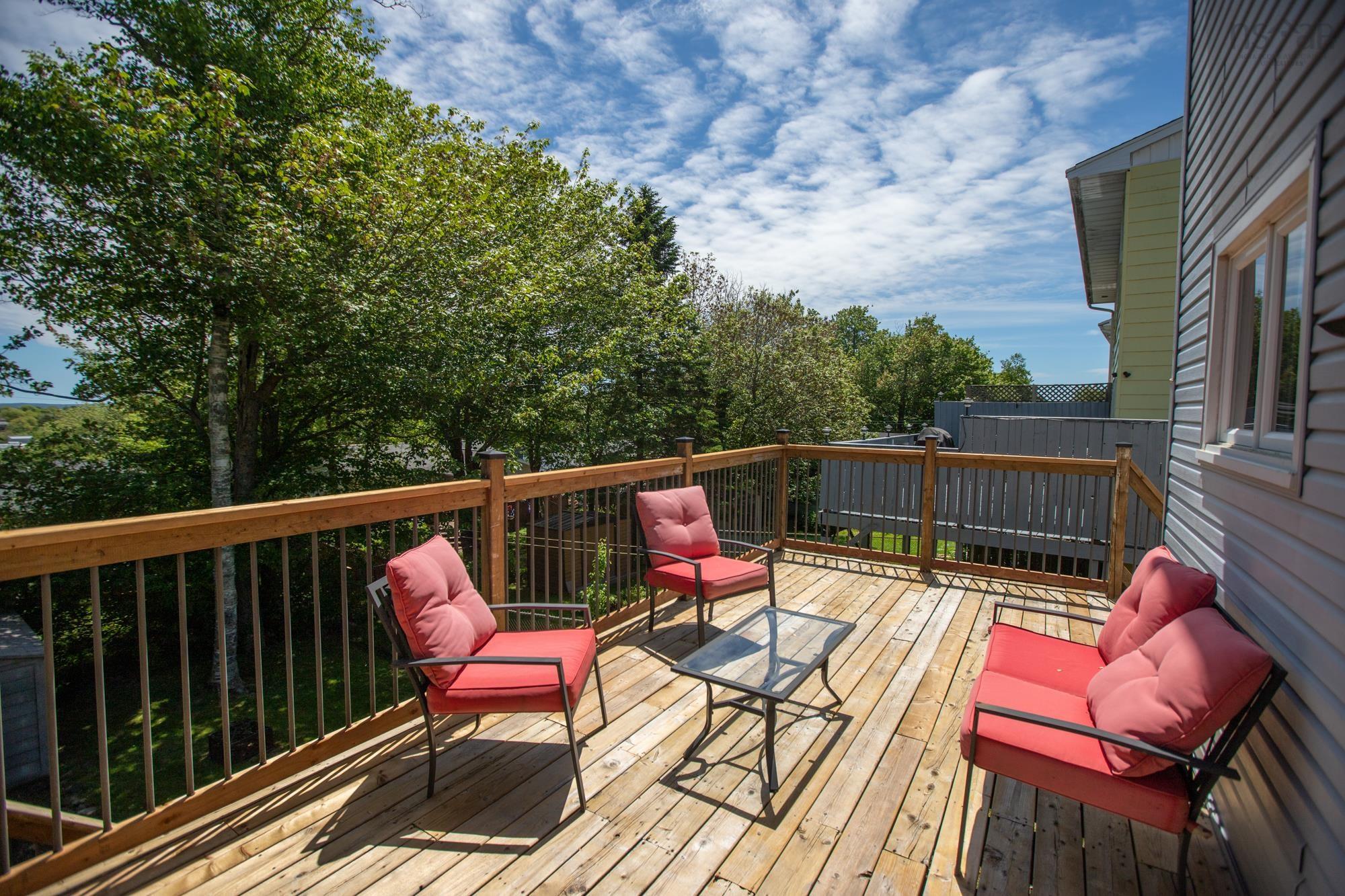 $399,900.00: 95 Flying Cloud Drive, Dartmouth