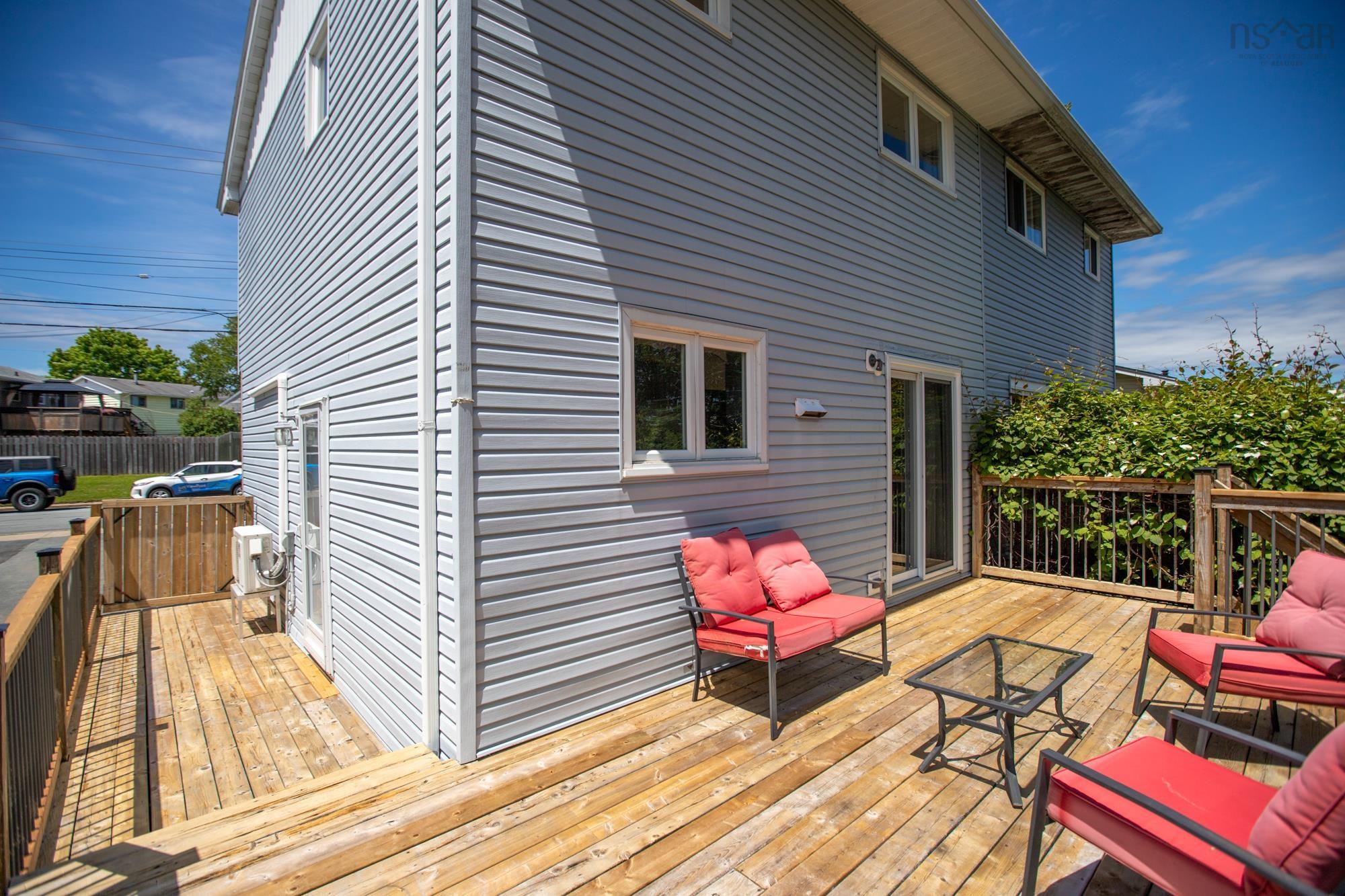 $399,900.00: 95 Flying Cloud Drive, Dartmouth