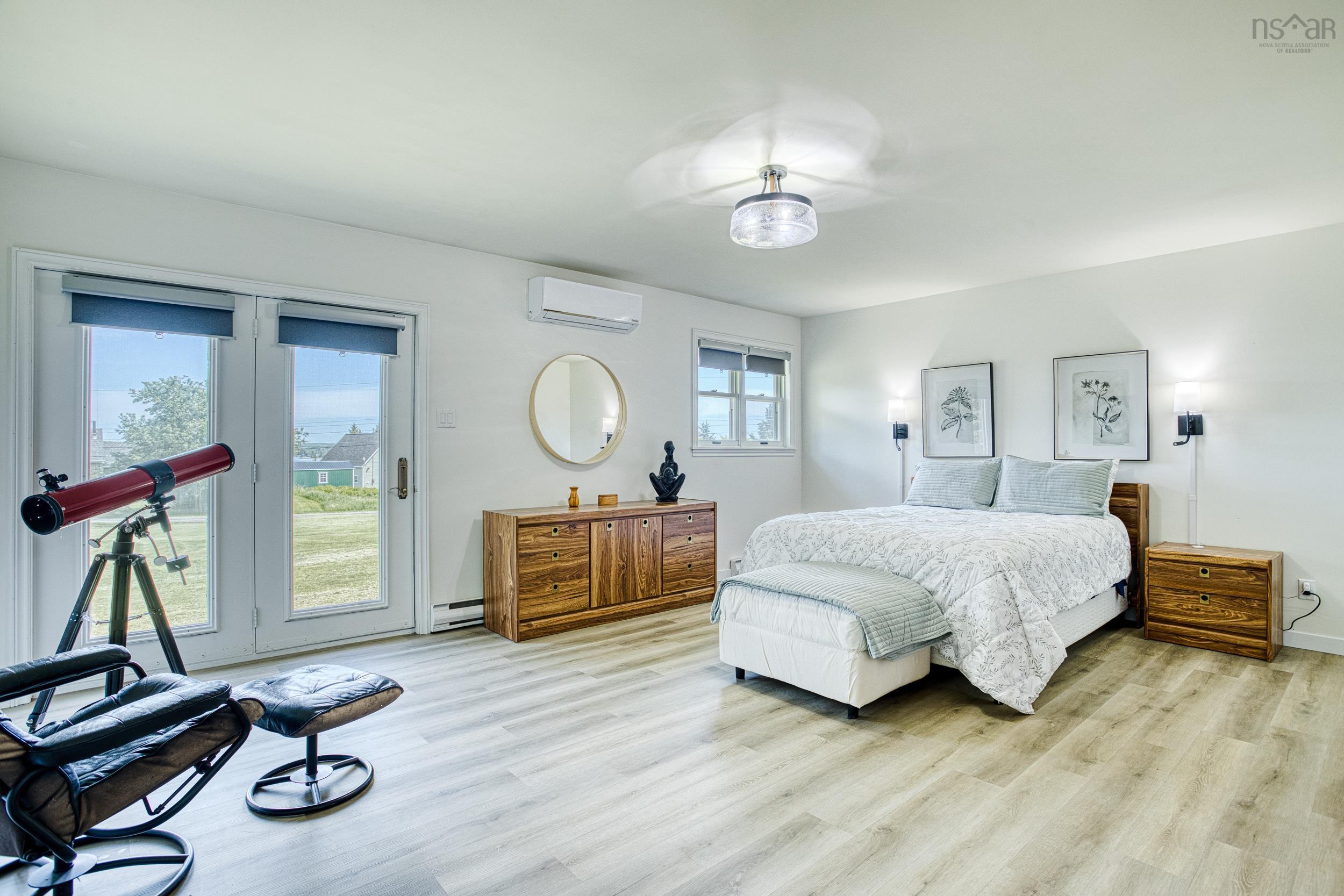 $669,900.00: 1035 Highway 6 Highway, Bayhead