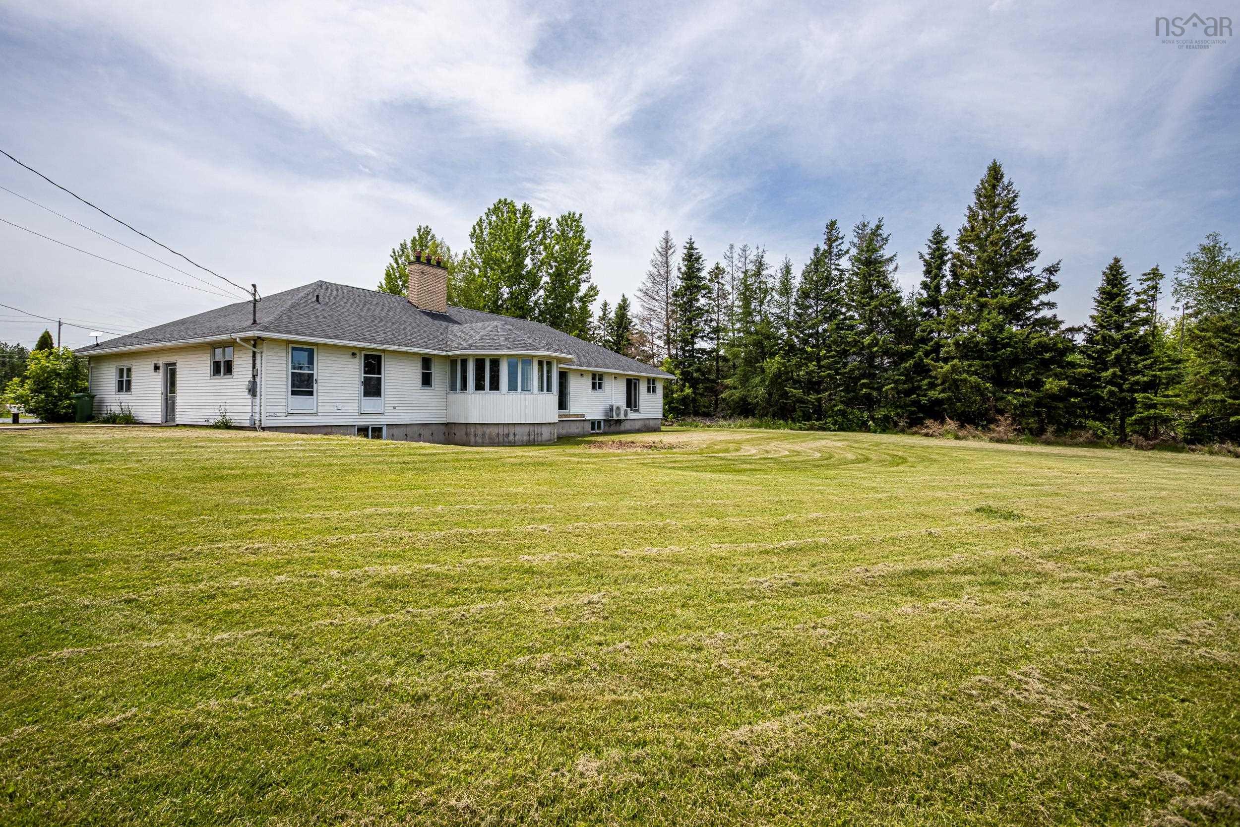 $669,900.00: 1035 Highway 6 Highway, Bayhead