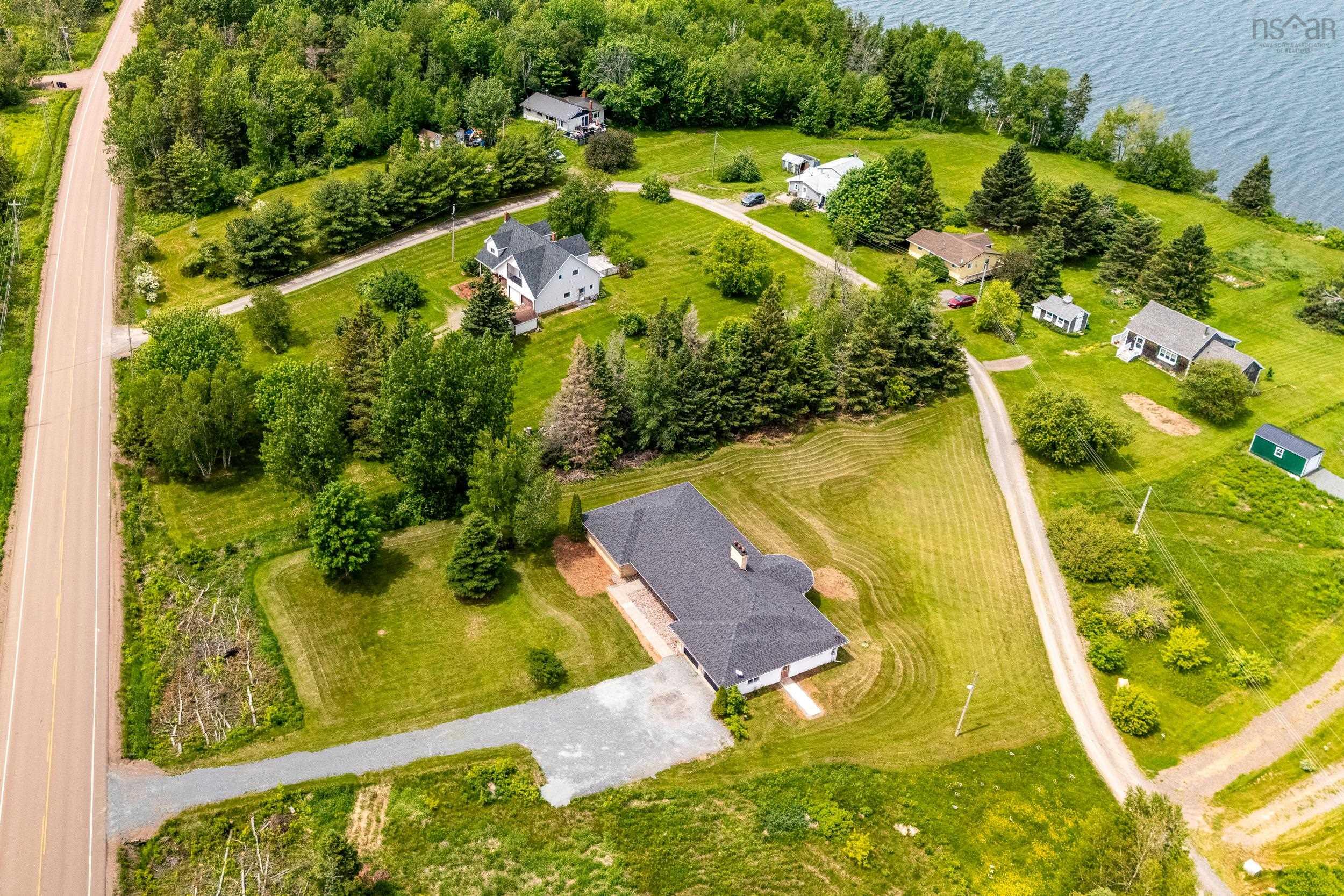 $669,900.00: 1035 Highway 6 Highway, Bayhead