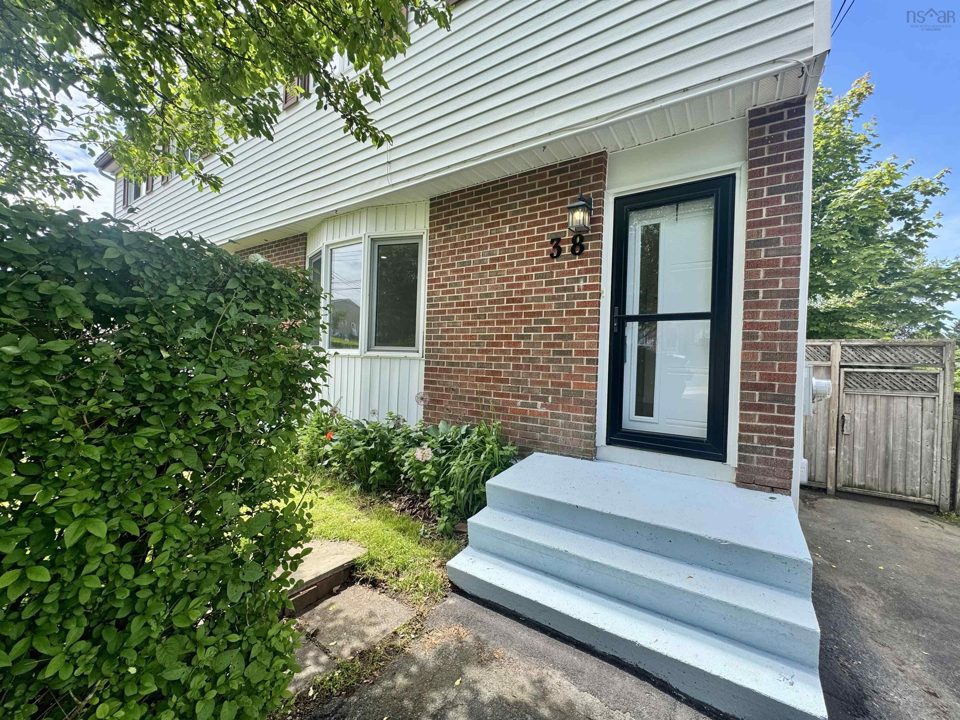 $399,900.00: 38 Lucien Drive, Woodlawn