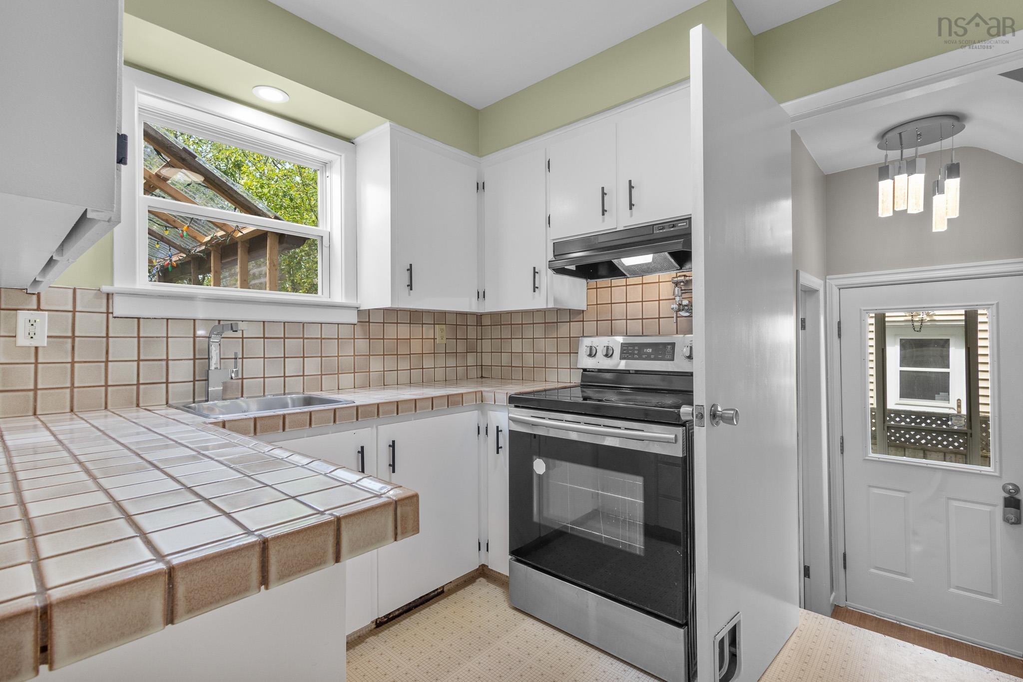 $399,900.00: 38 Lucien Drive, Woodlawn