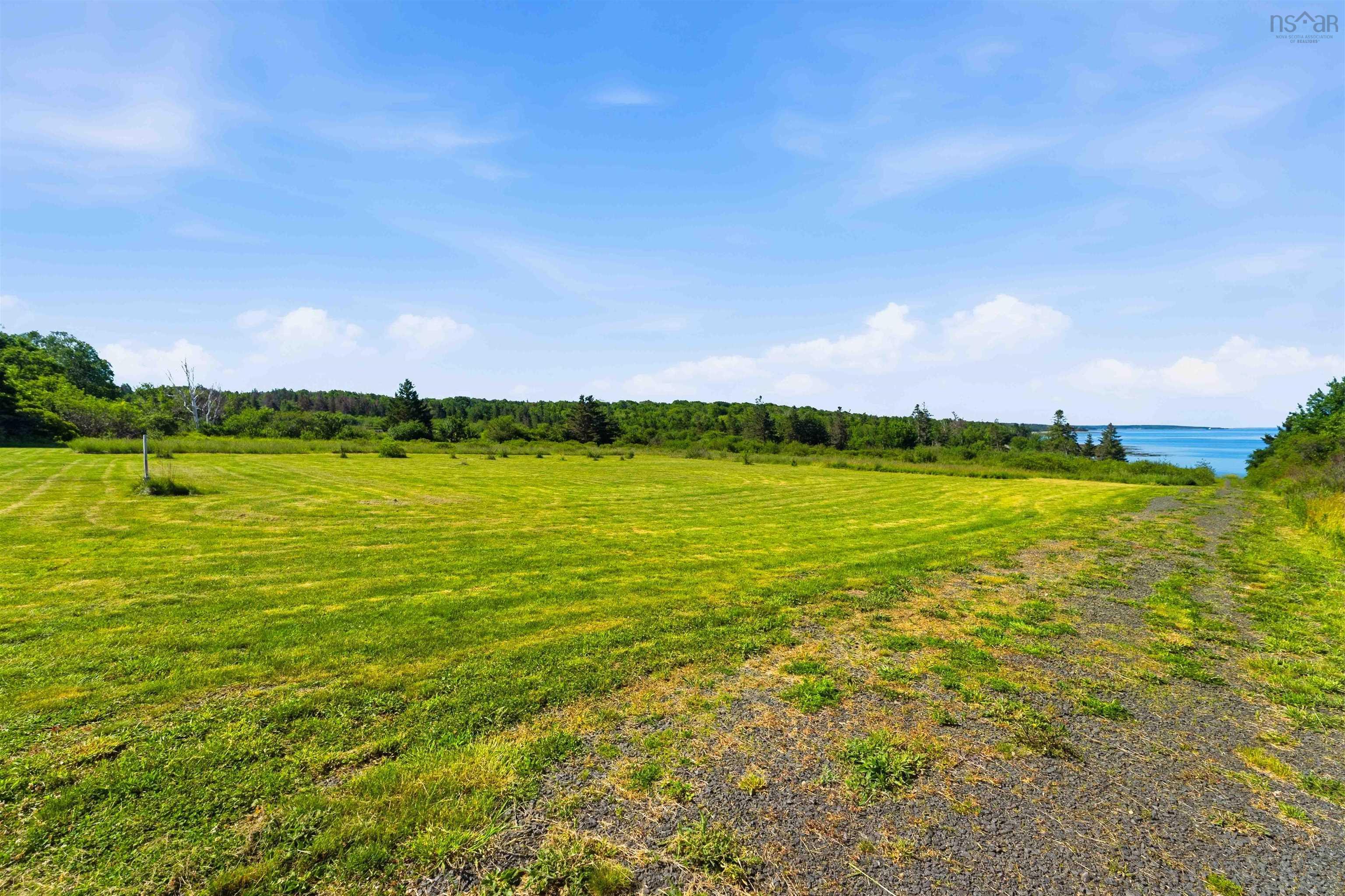 $129,000.00: Lots B & C Highway 101, Barton