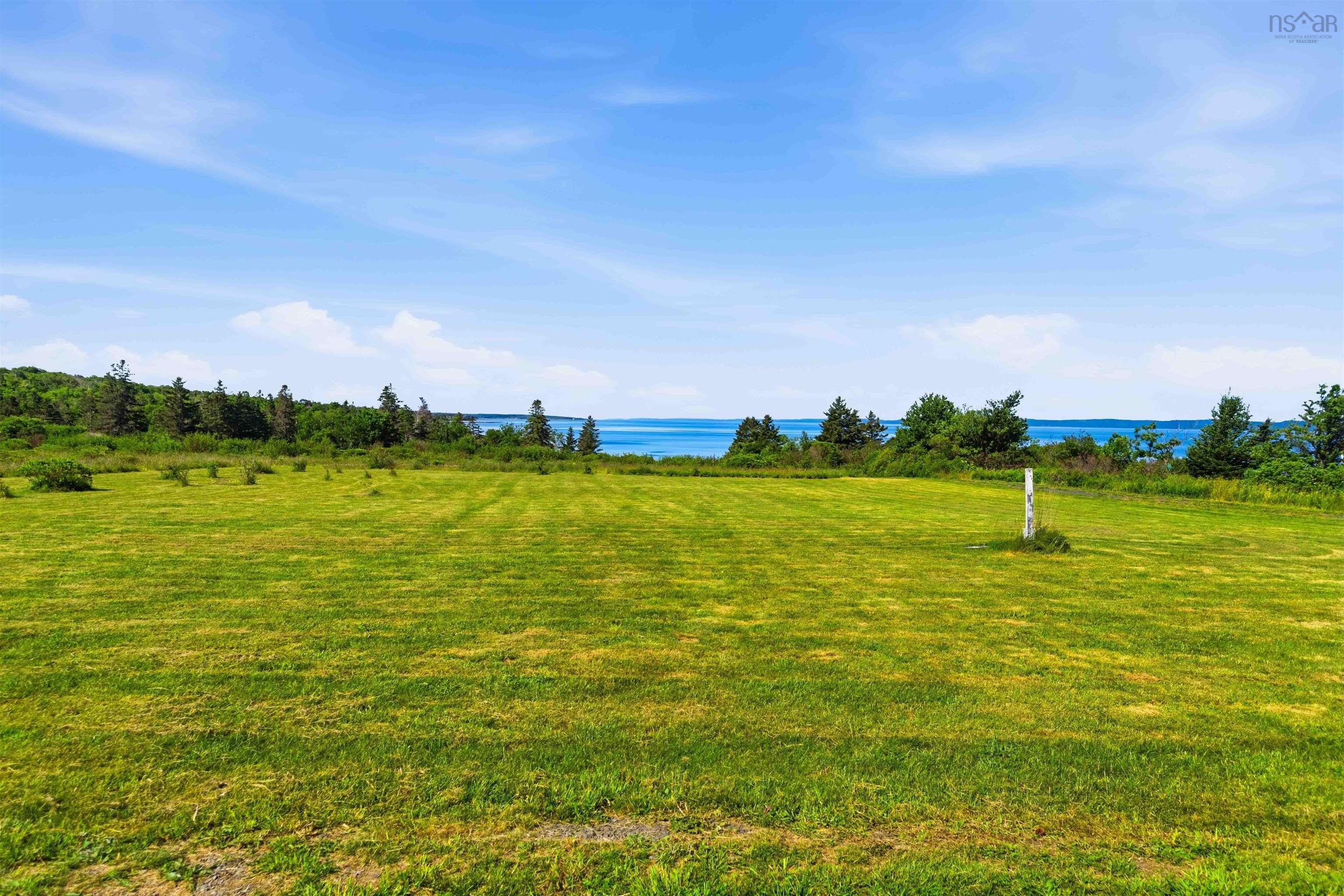 $129,000.00: Lots B & C Highway 101, Barton