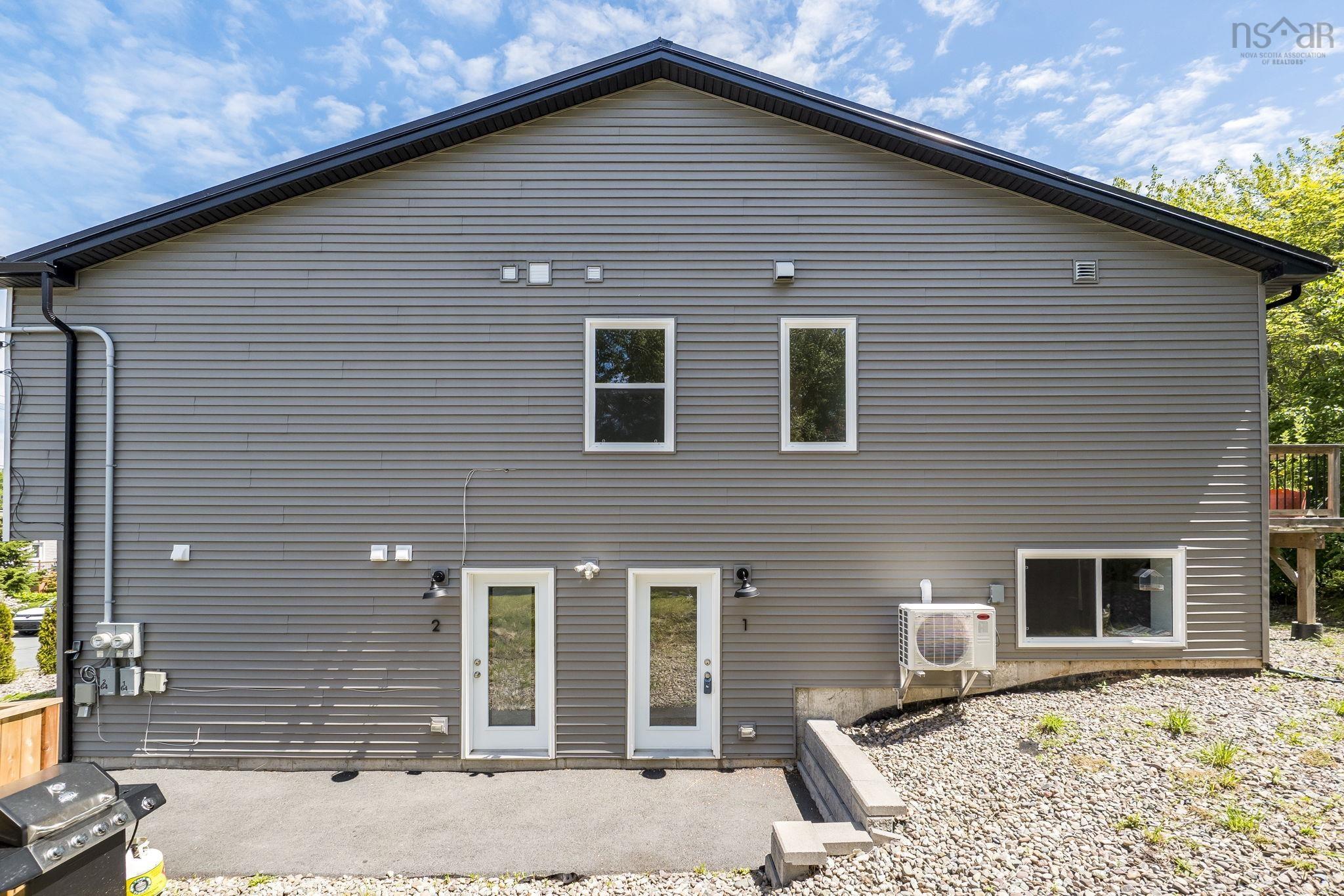 $1,299,000.00: 64/66 Everette Street, Dartmouth