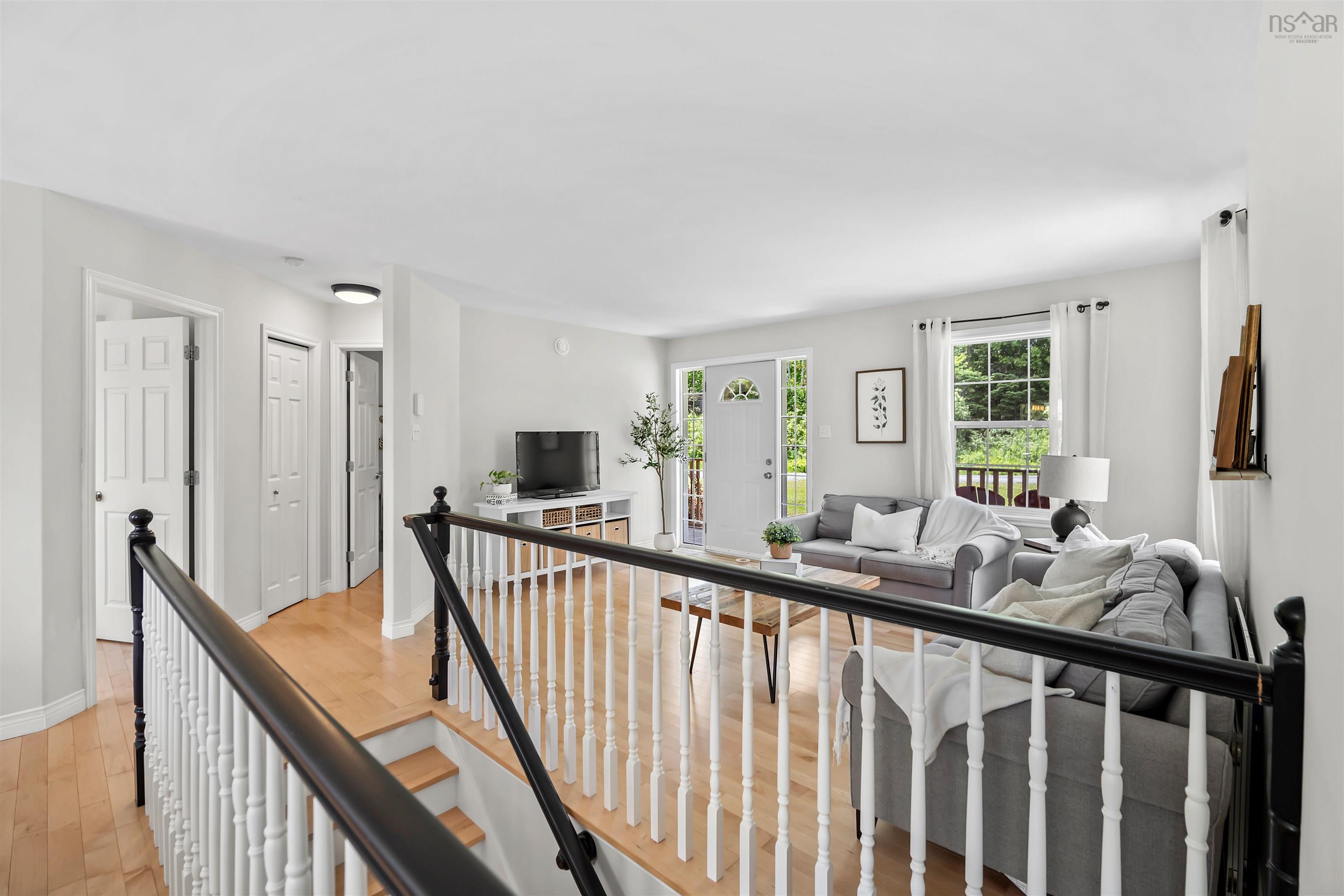 $549,900.00: 60 Elderberry Lane, Brookside