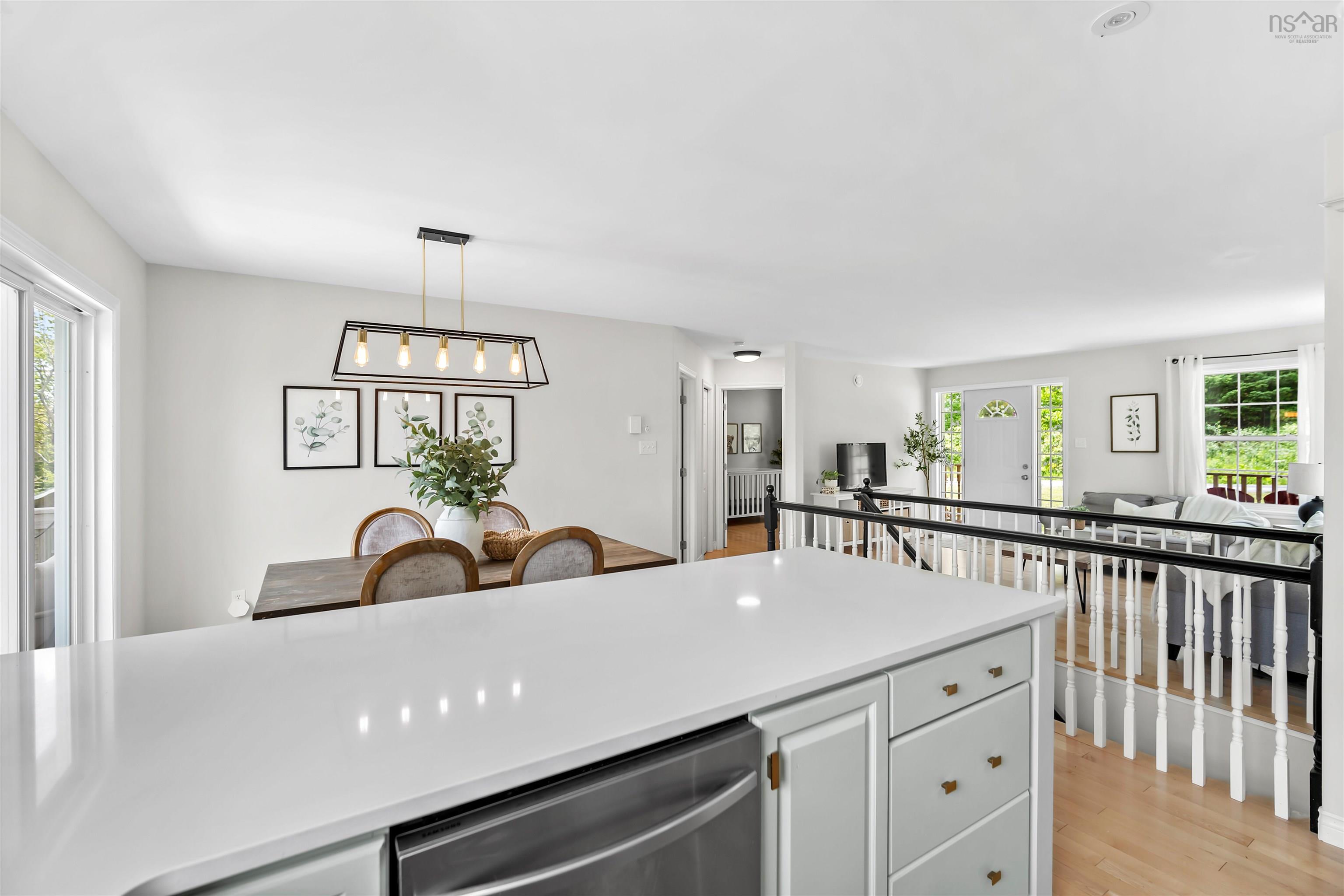 $549,900.00: 60 Elderberry Lane, Brookside