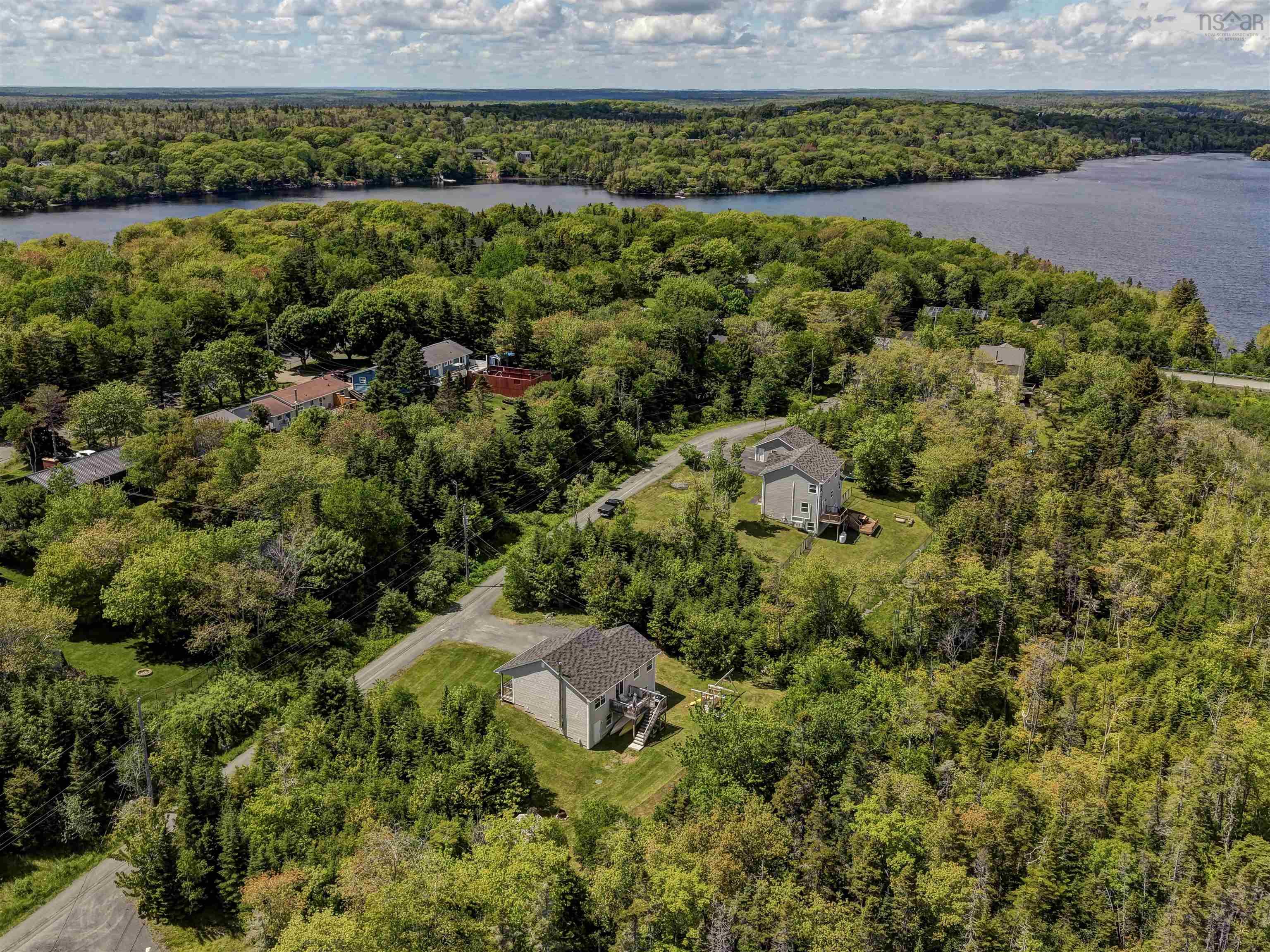 $549,900.00: 60 Elderberry Lane, Brookside