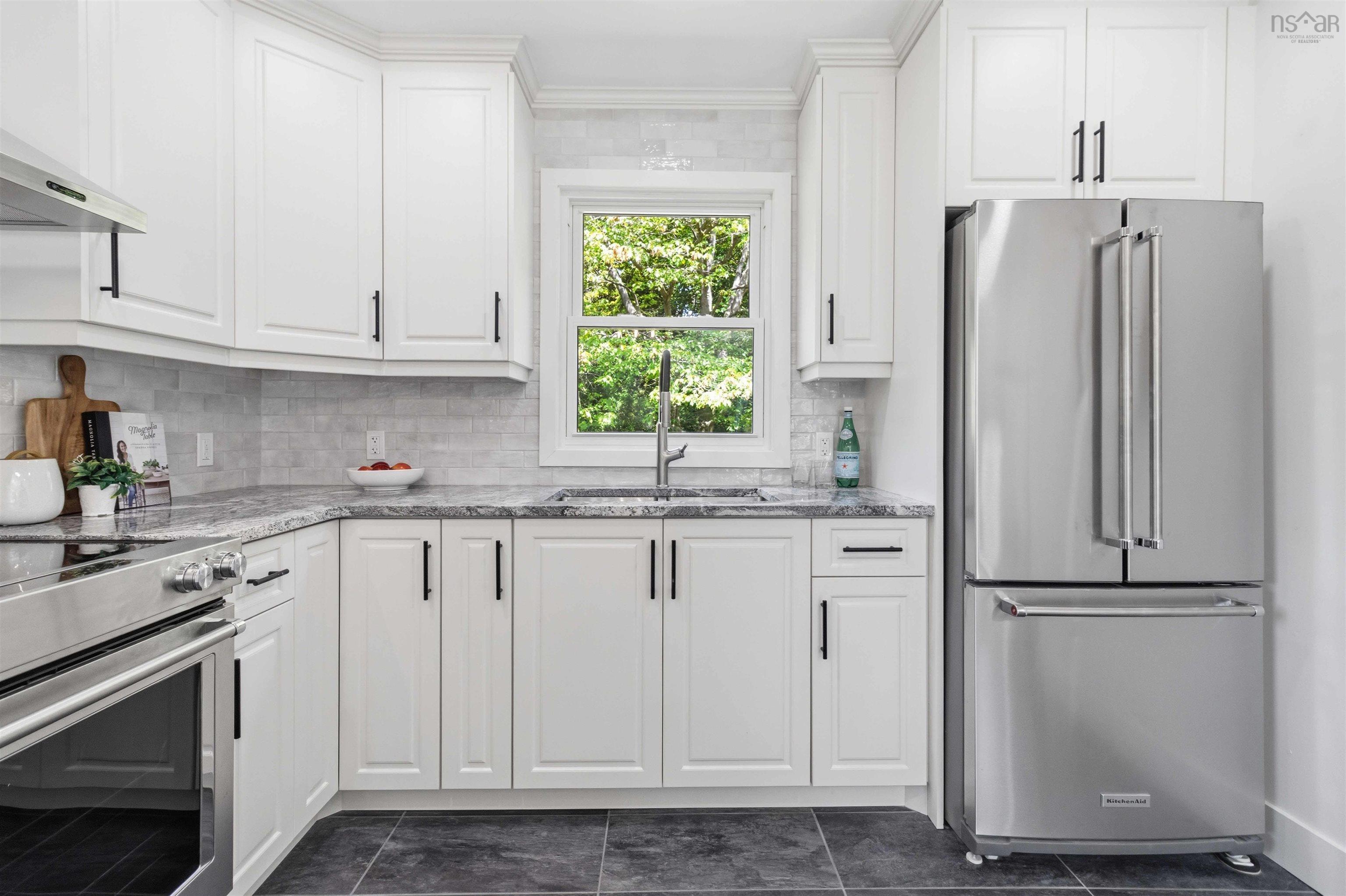 $849,900.00: 38 Walton Drive, Halifax