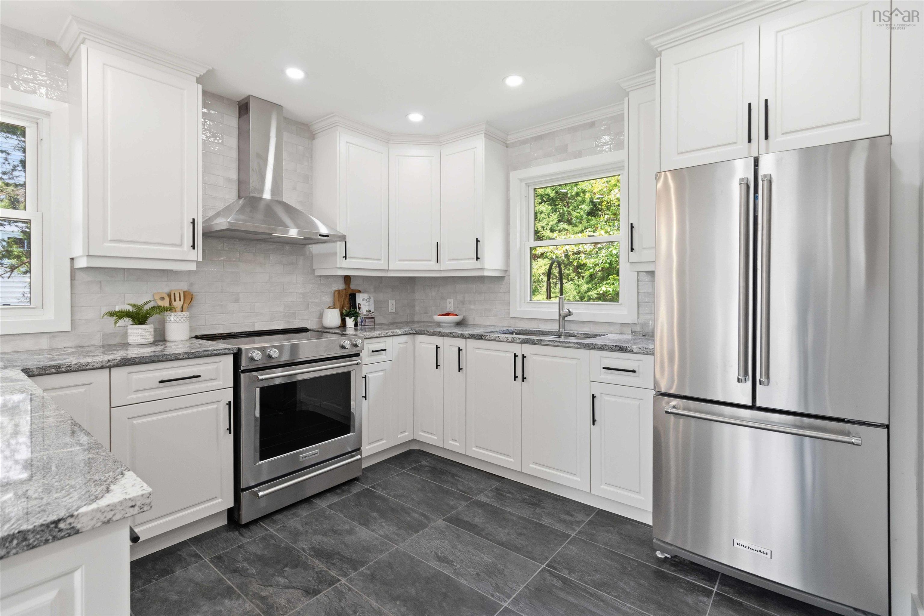 $849,900.00: 38 Walton Drive, Halifax