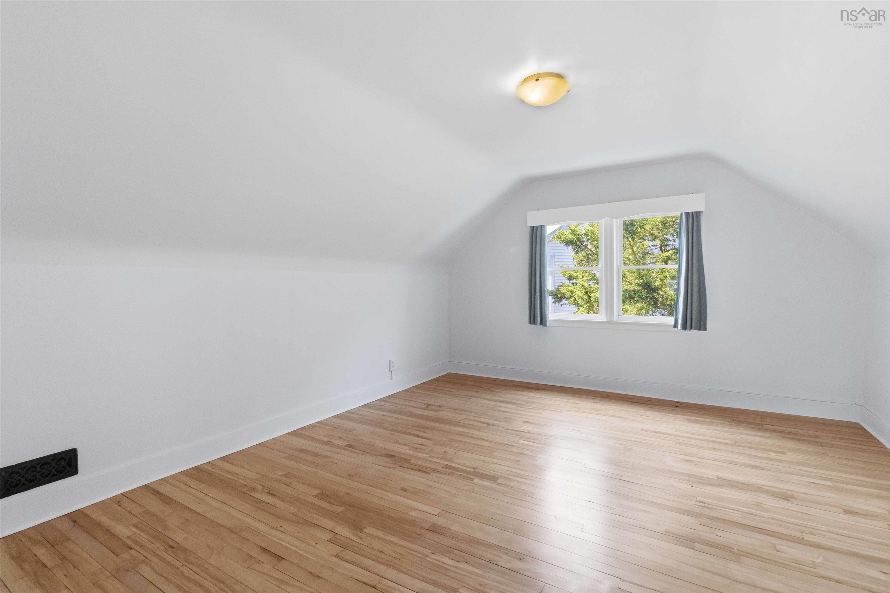 $849,900.00: 38 Walton Drive, Halifax