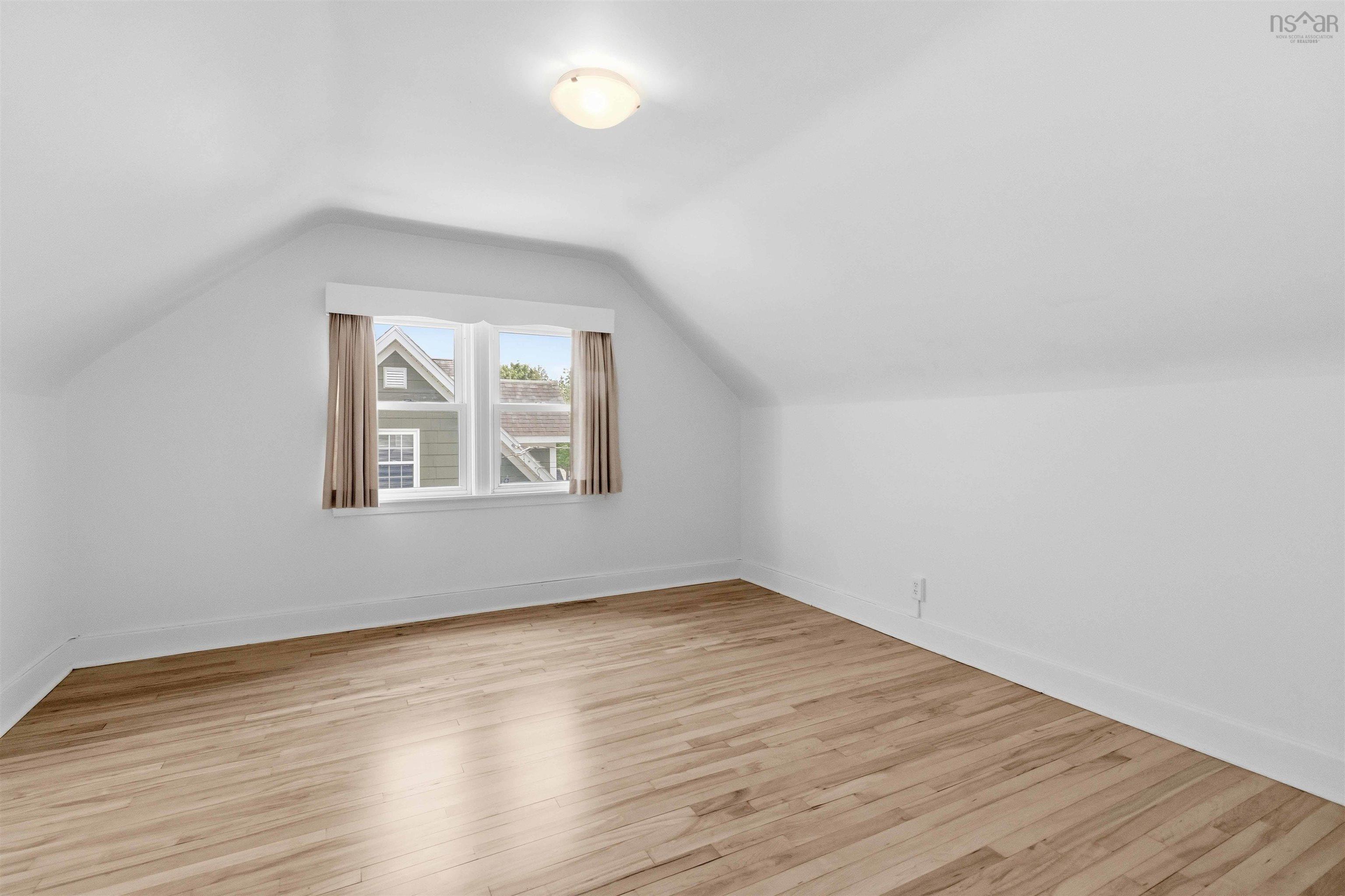 $849,900.00: 38 Walton Drive, Halifax