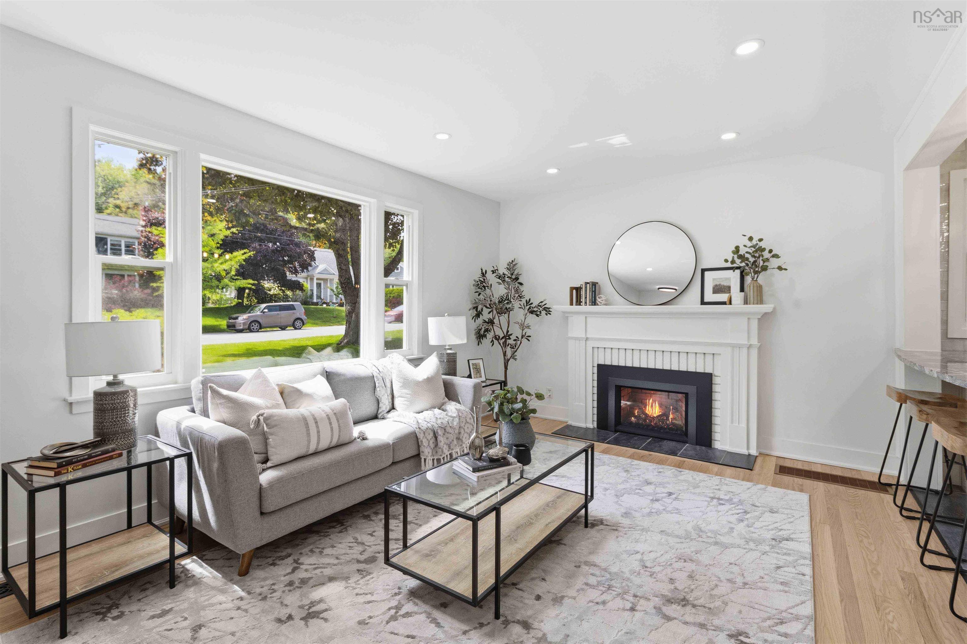 $849,900.00: 38 Walton Drive, Halifax