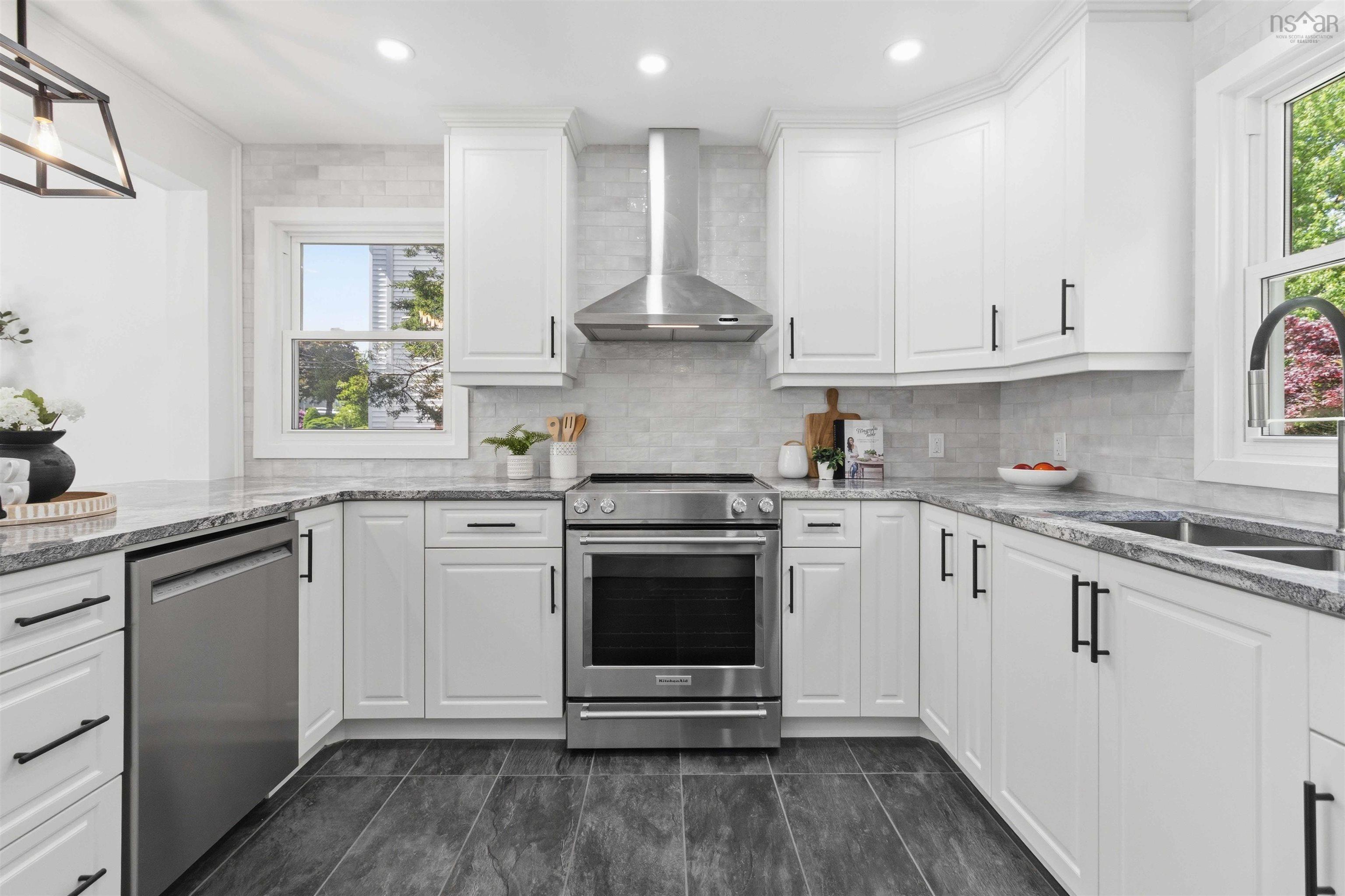 $849,900.00: 38 Walton Drive, Halifax