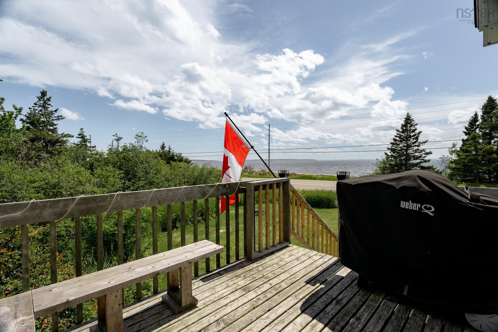 $499,900.00: 5324 Highway 329, Blandford