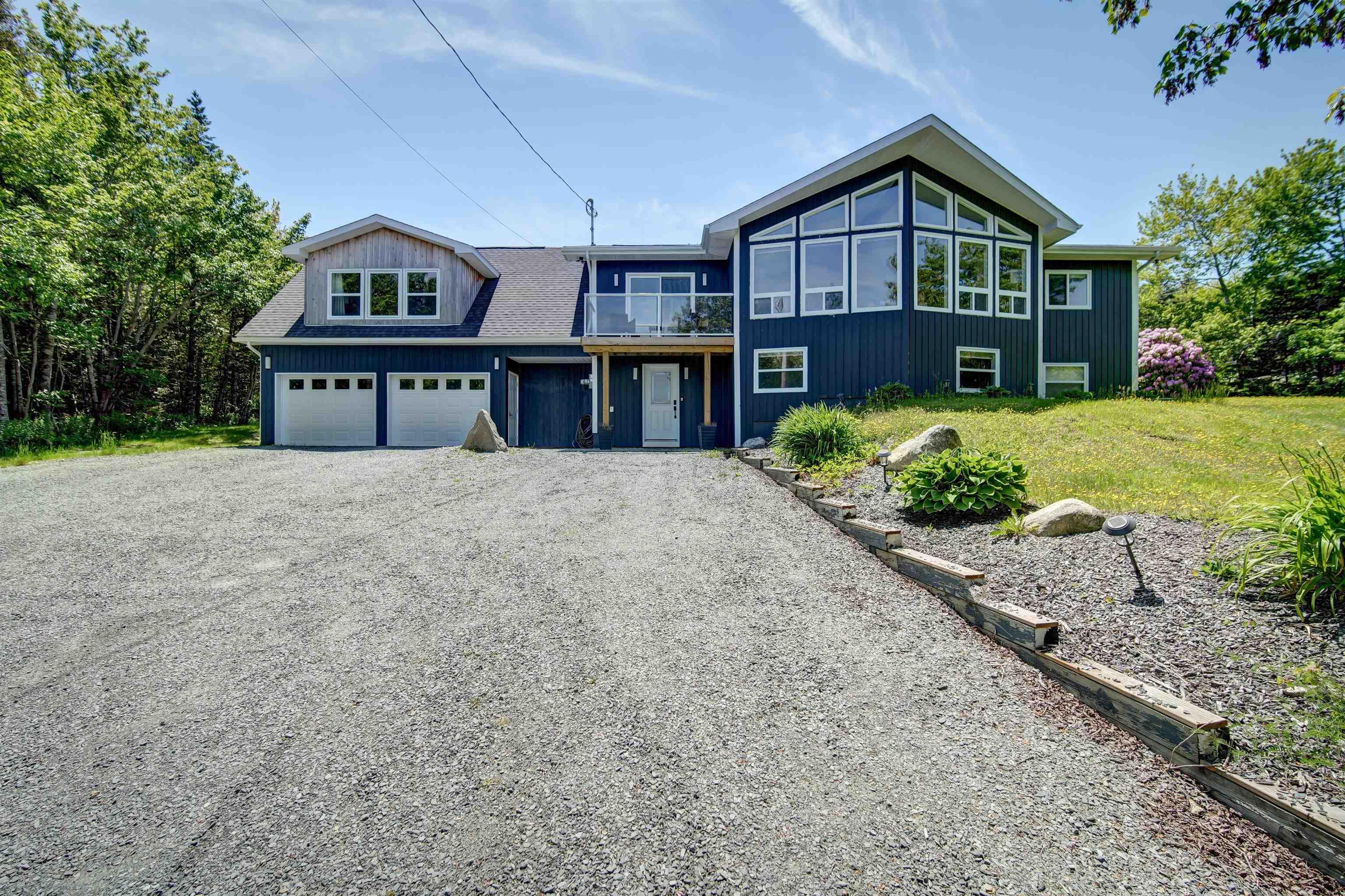 $799,900.00: 18 Delmerle Drive, Whites Lake