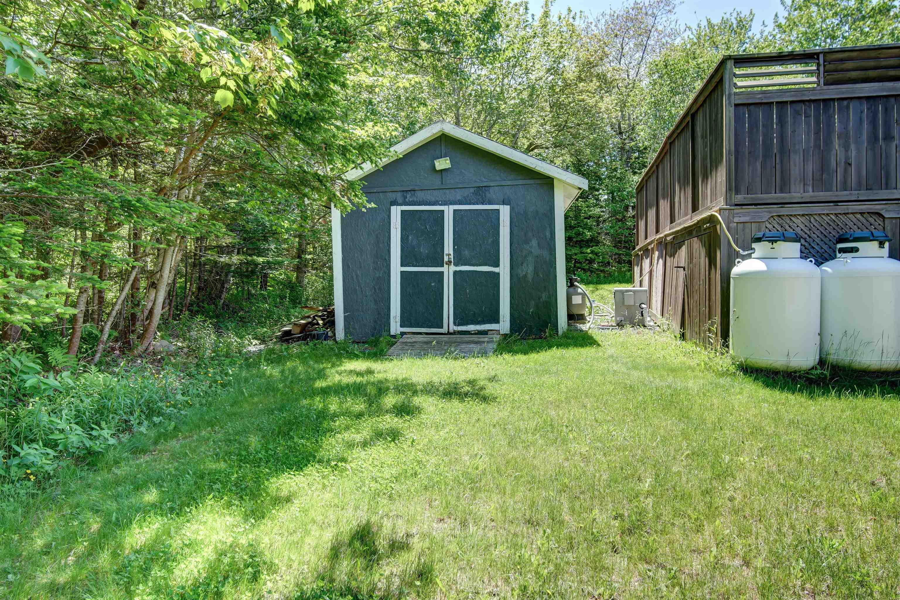 $799,900.00: 18 Delmerle Drive, Whites Lake