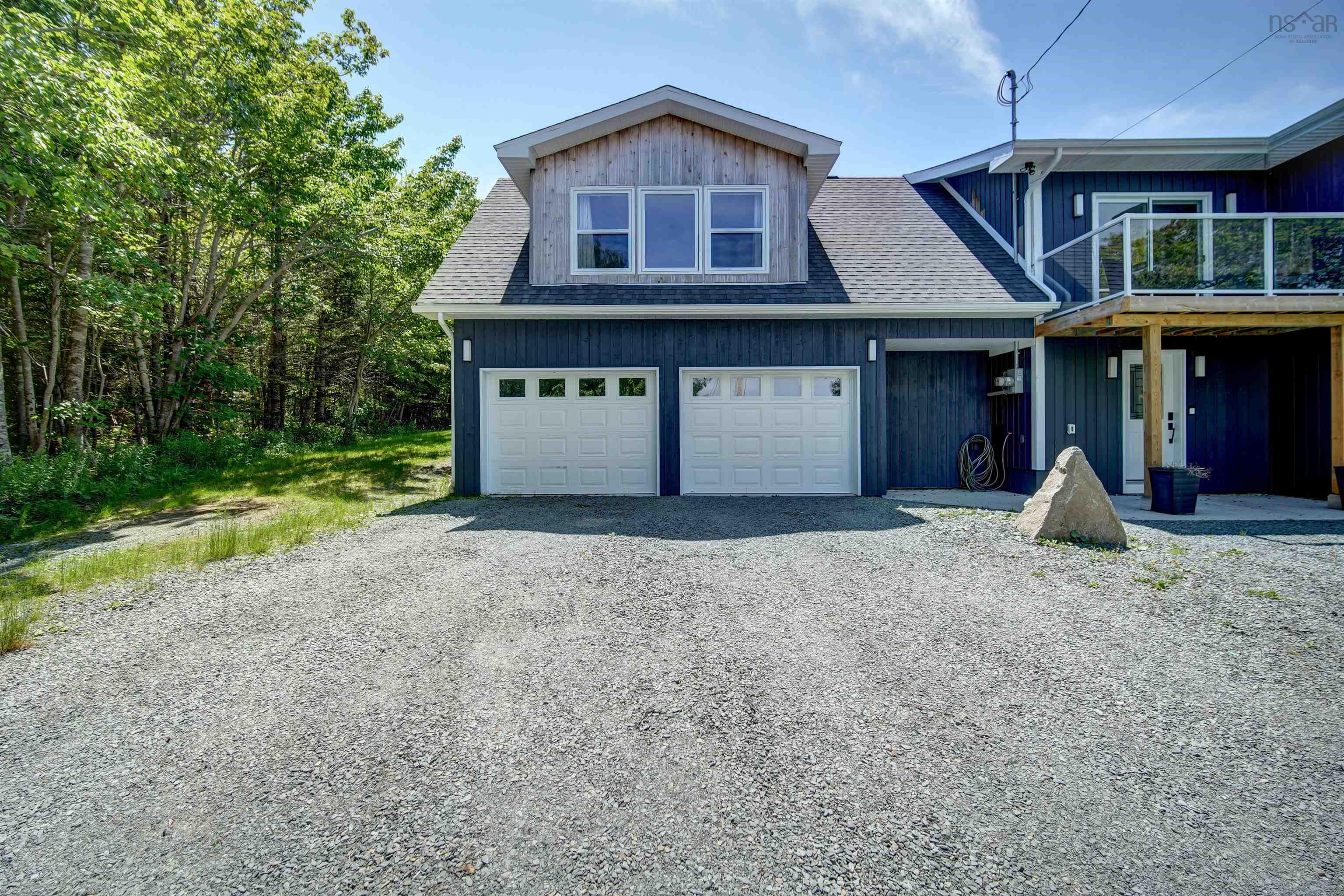 $799,900.00: 18 Delmerle Drive, Whites Lake