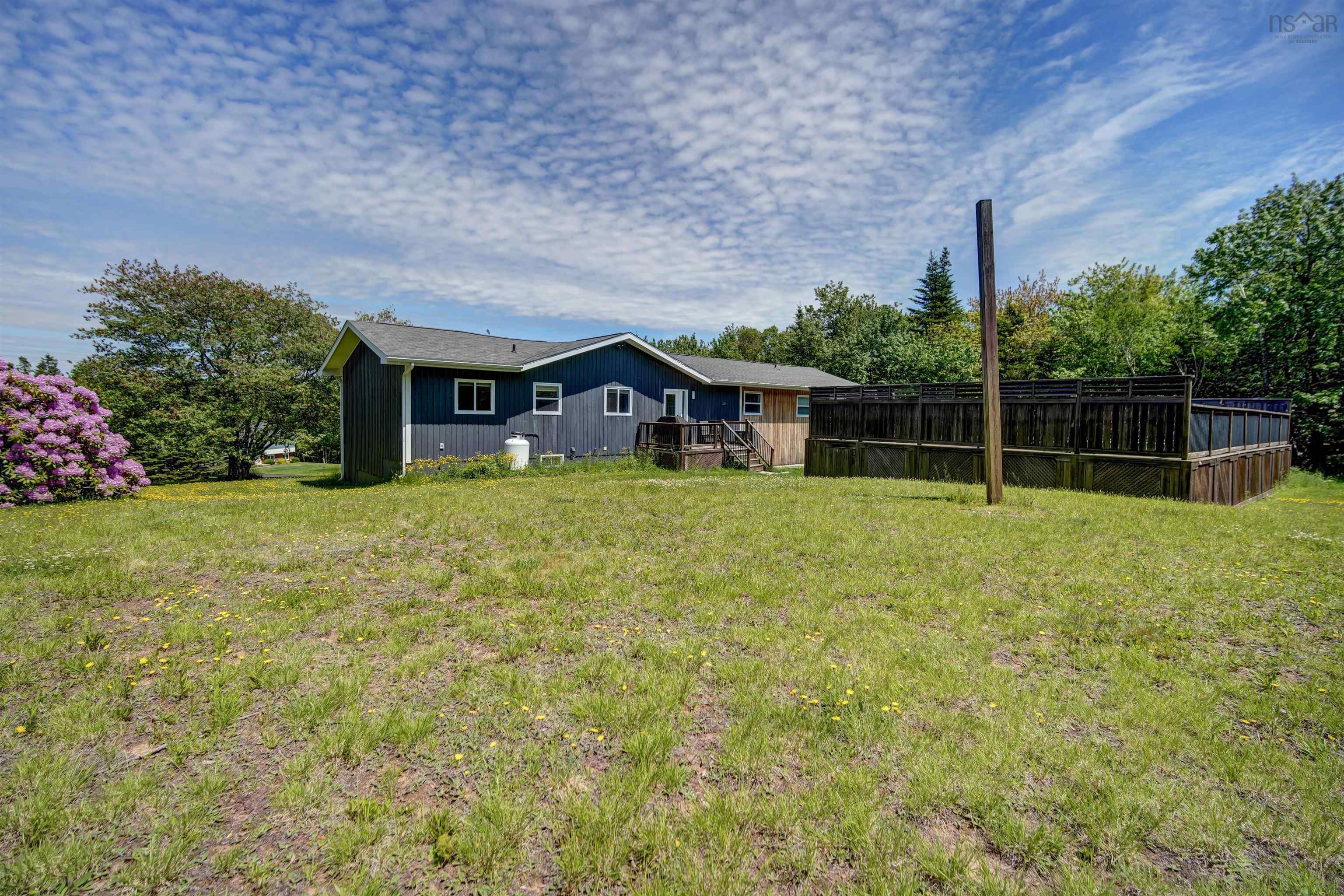 $799,900.00: 18 Delmerle Drive, Whites Lake