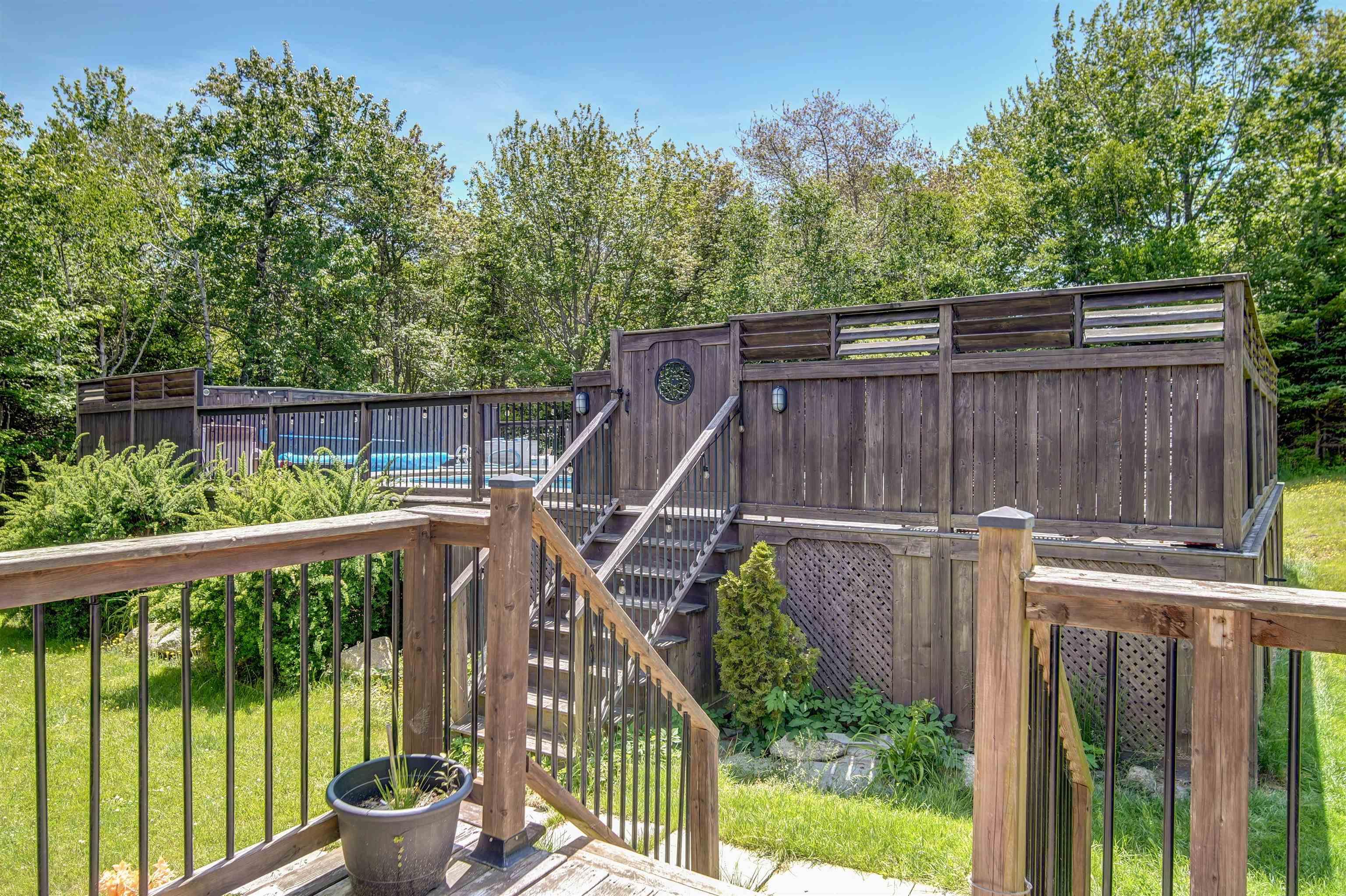 $799,900.00: 18 Delmerle Drive, Whites Lake