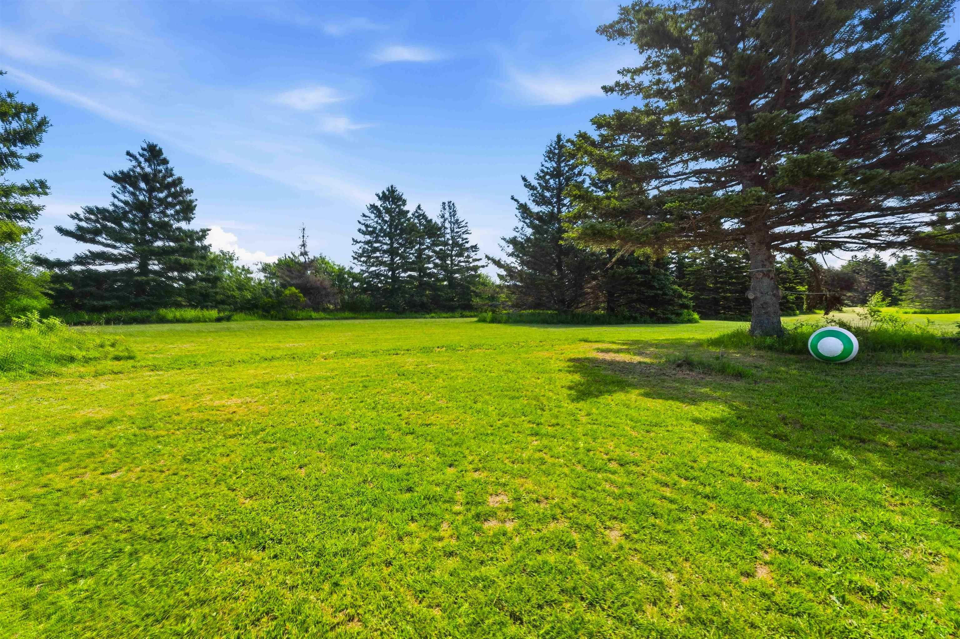 $549,500.00: 7939 Highway 101, Barton