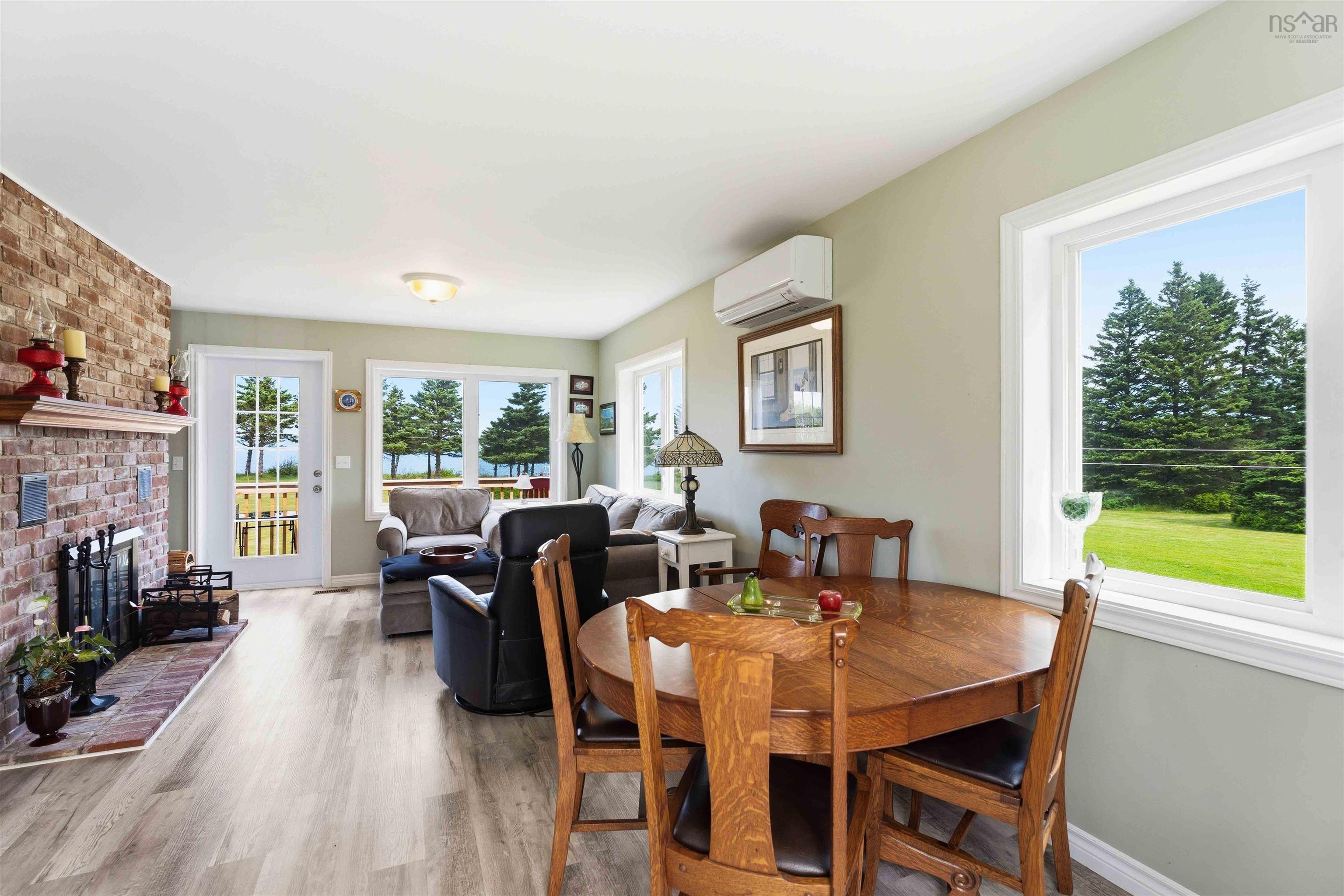 $549,500.00: 7939 Highway 101, Barton