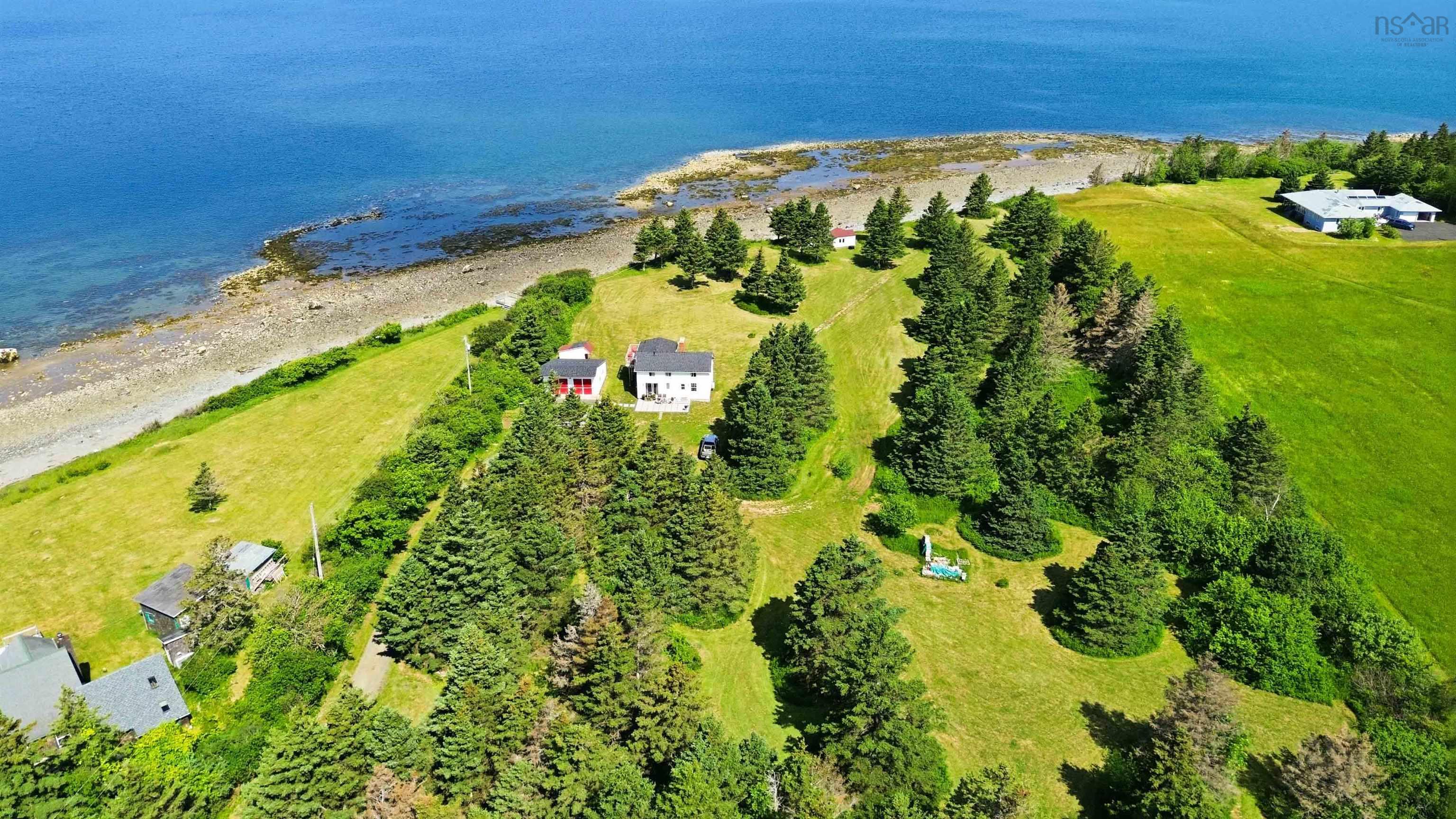 $549,500.00: 7939 Highway 101, Barton