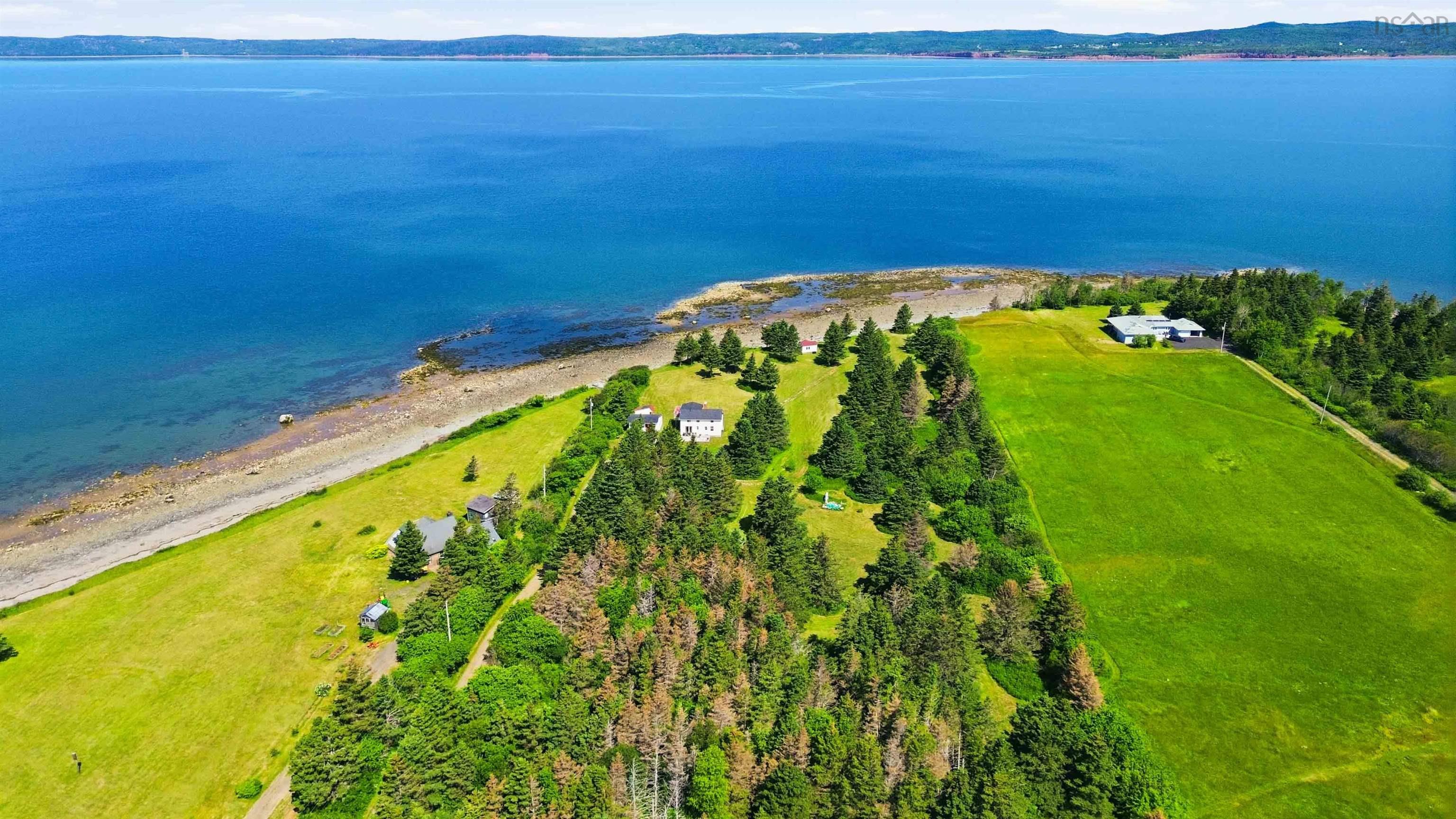 $549,500.00: 7939 Highway 101, Barton