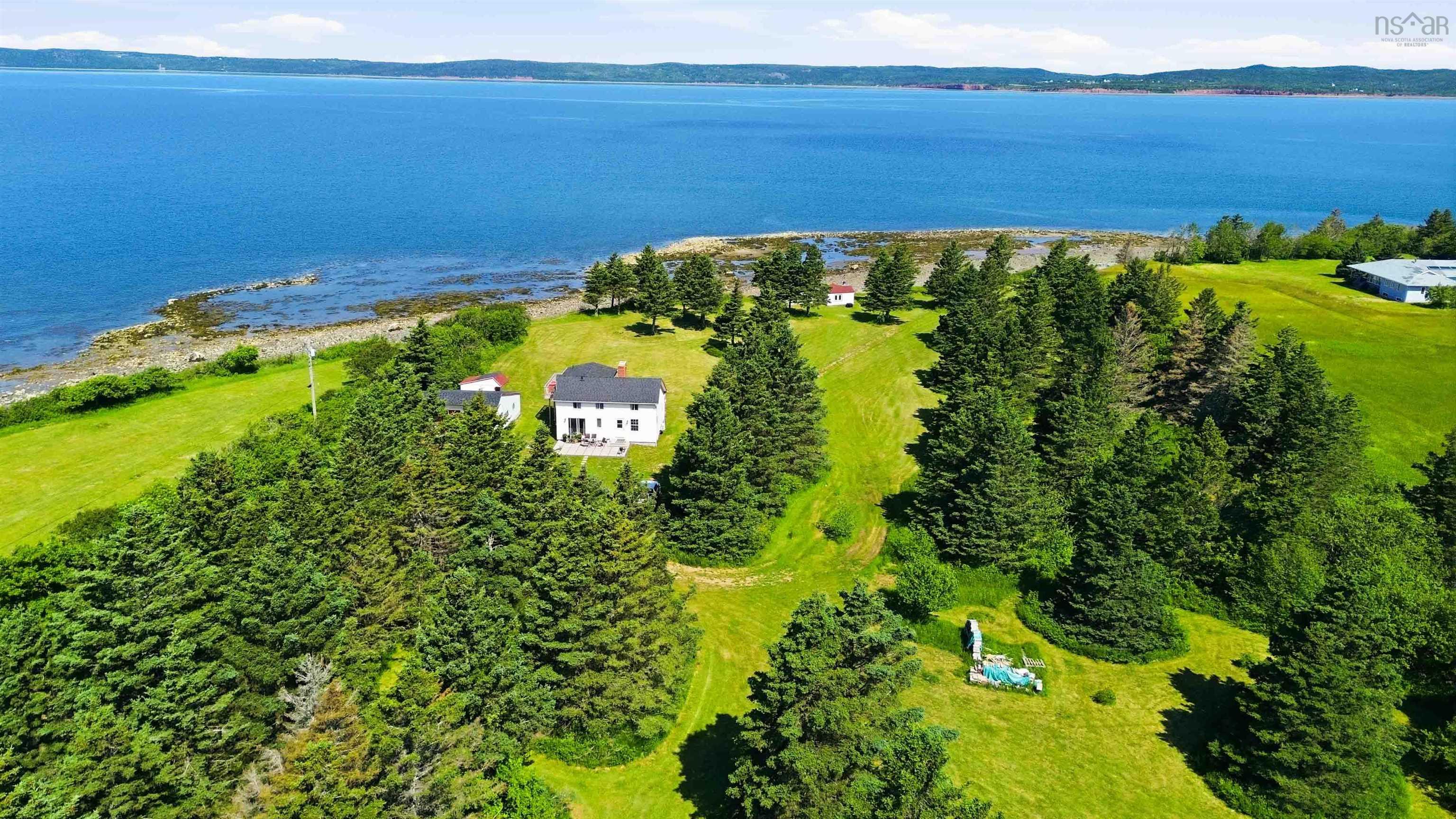 $549,500.00: 7939 Highway 101, Barton