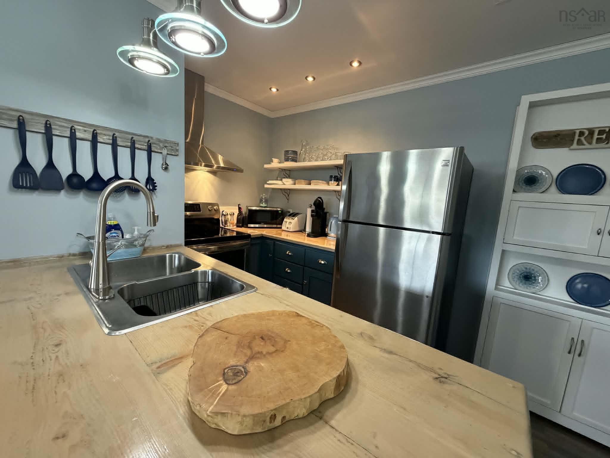 $575,000.00: 15421 Cabot Trail, Chéticamp