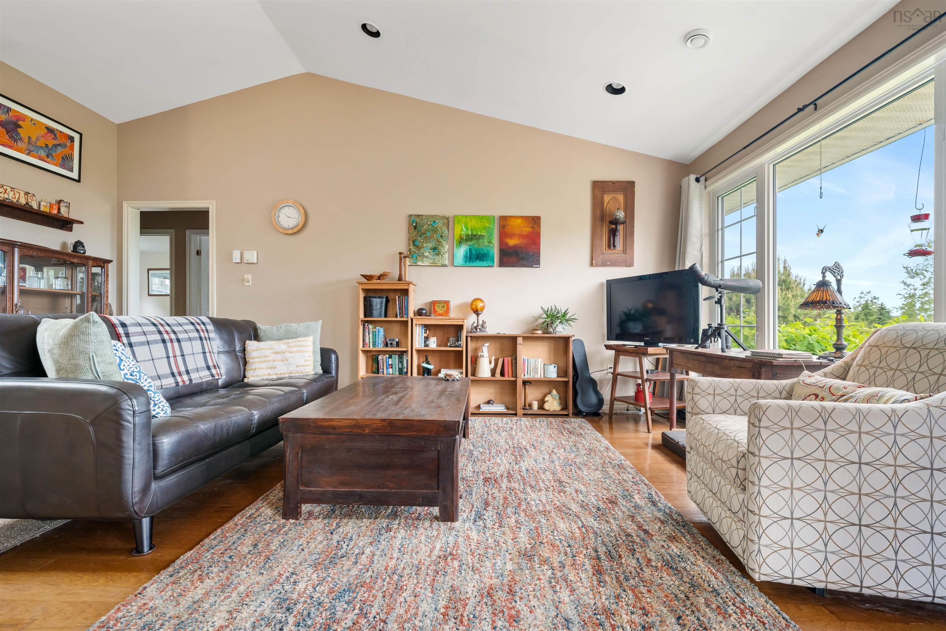 $574,000.00: 39 Arrow Head Crescent, Waterside