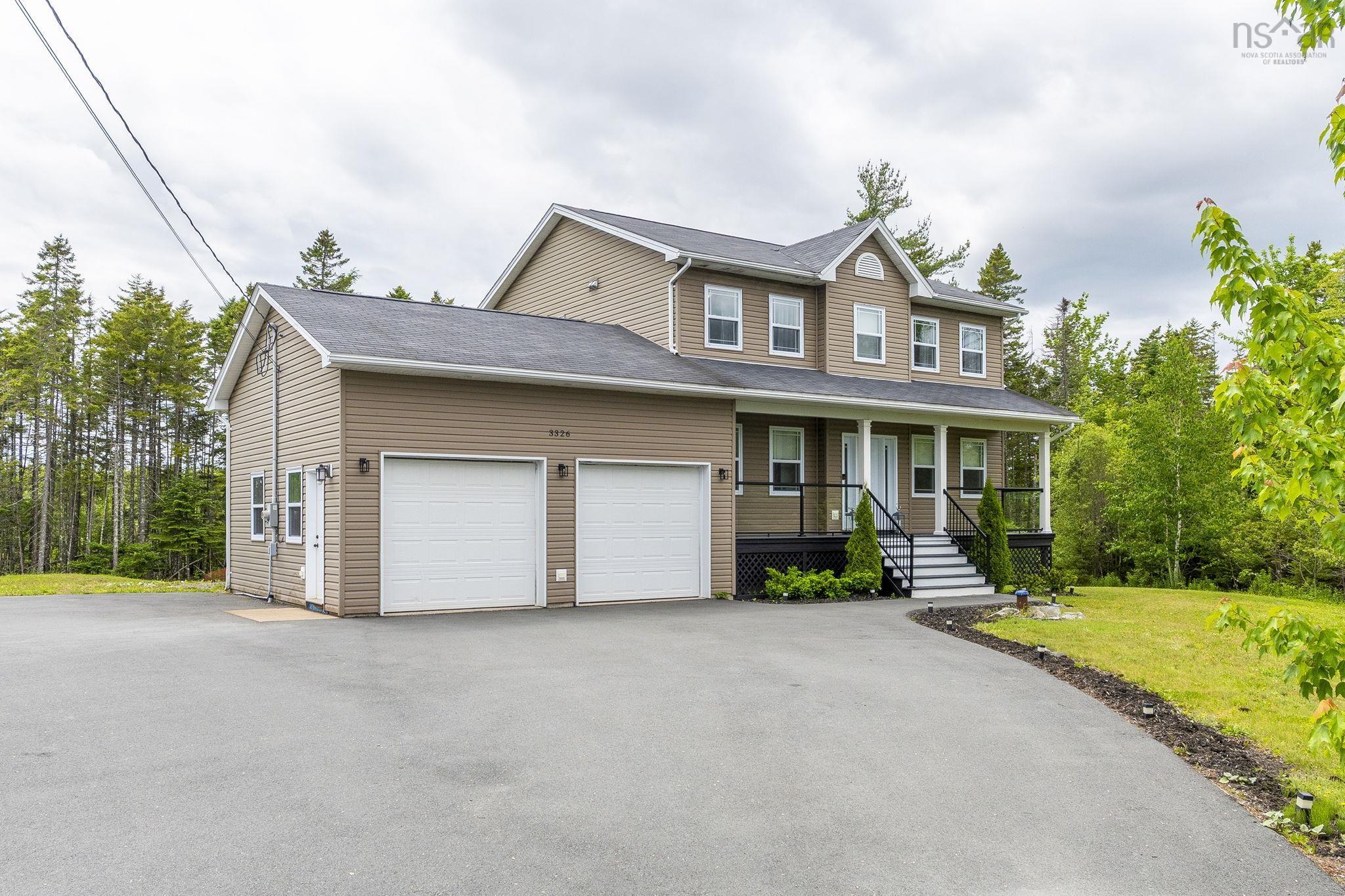$879,900.00: 3326 Sackville Drive Drive, Upper Sackville