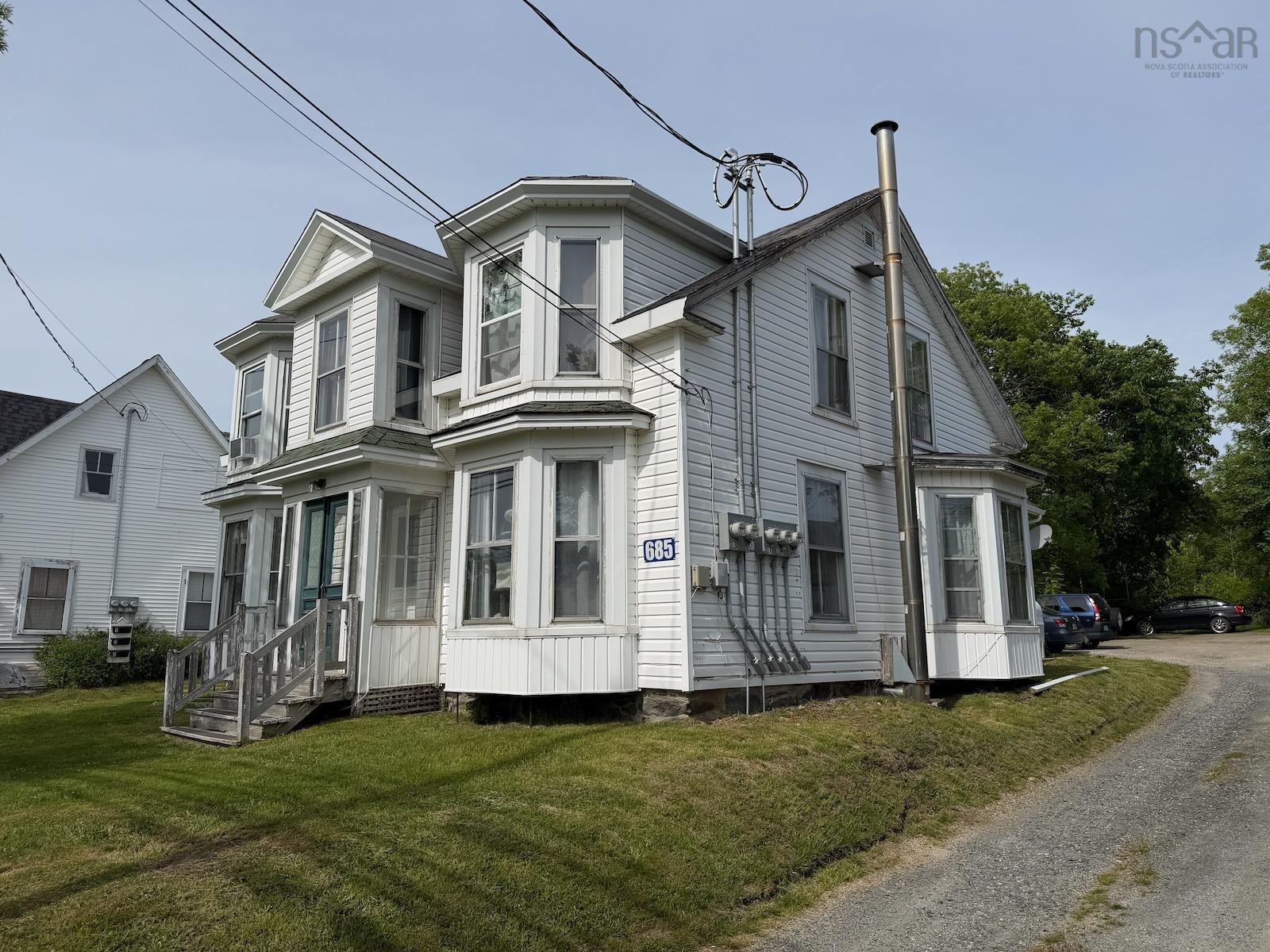 $399,000.00: 685 Main Street, Yarmouth