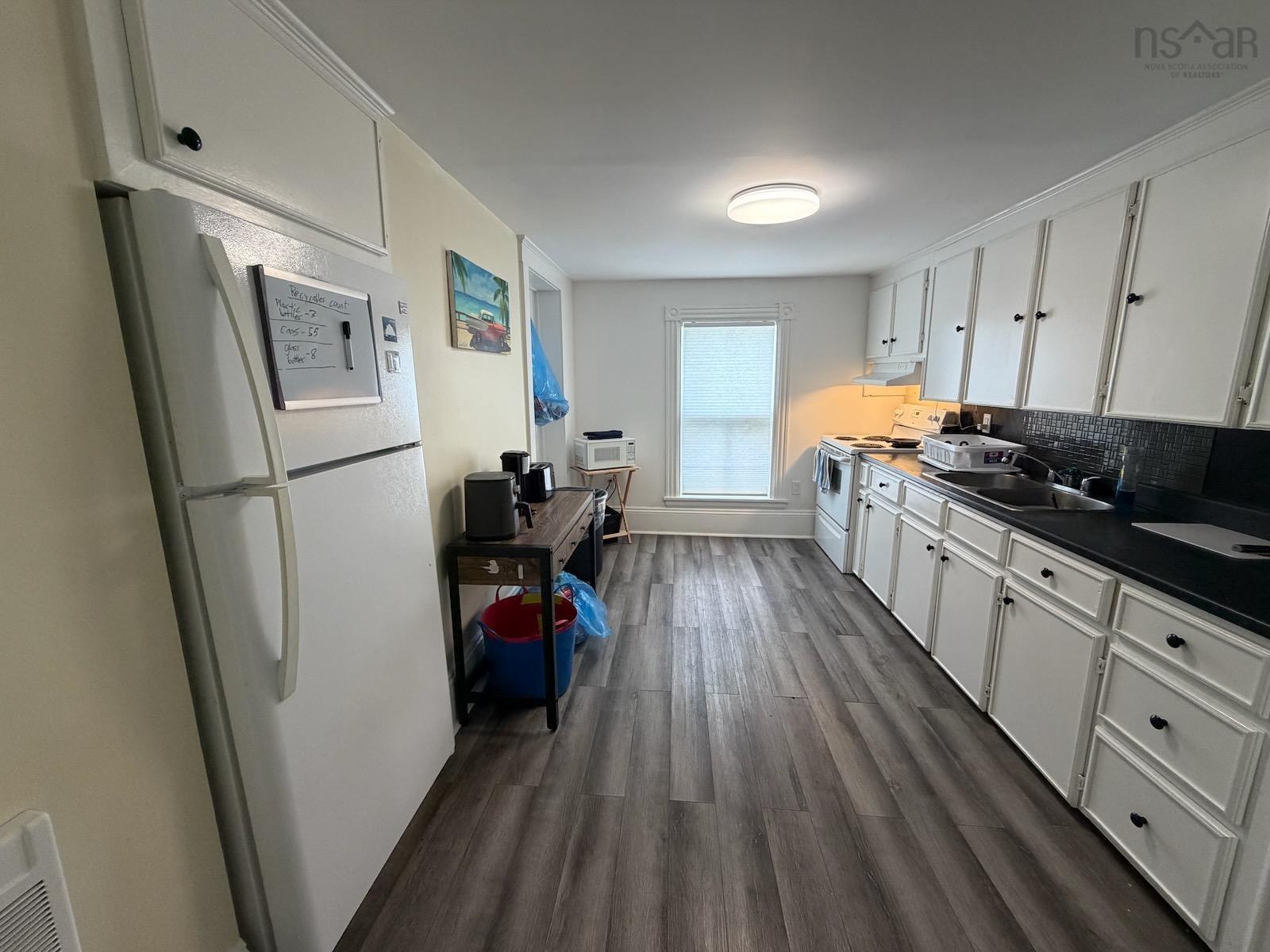 $399,000.00: 685 Main Street, Yarmouth