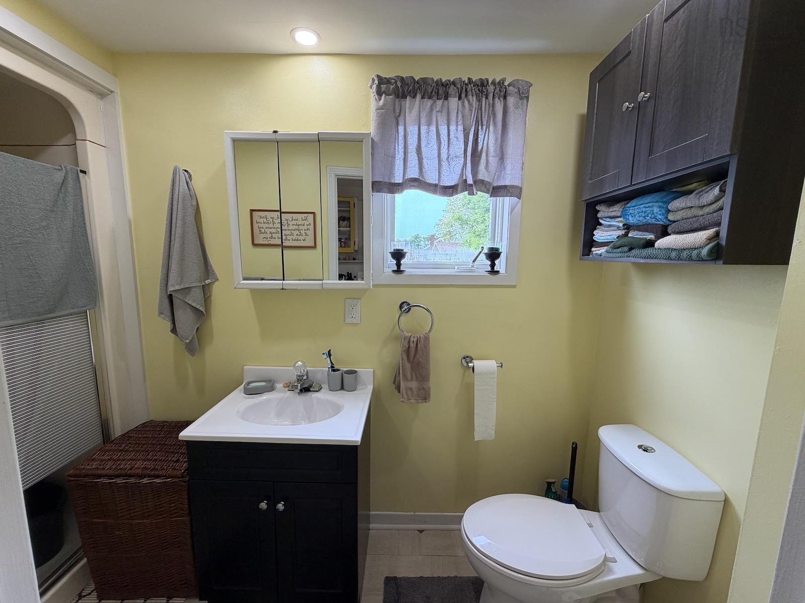 $399,000.00: 685 Main Street, Yarmouth