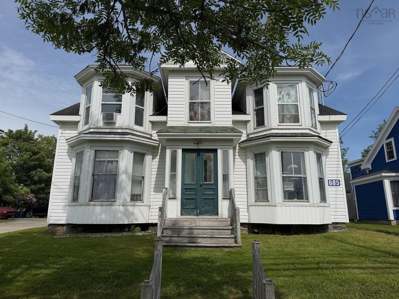 $399,000.00: 685 Main Street, Yarmouth
