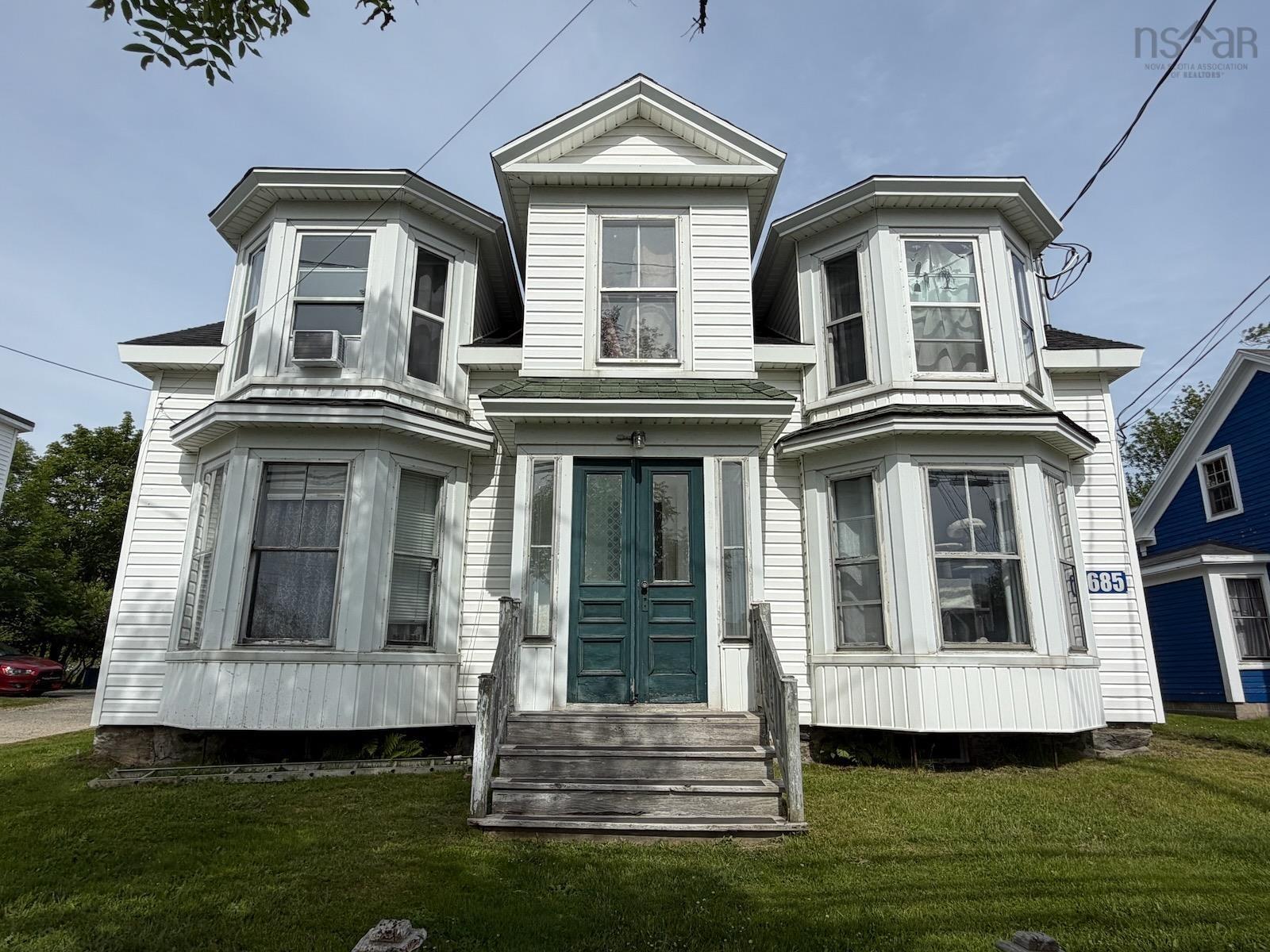 $399,000.00: 685 Main Street, Yarmouth