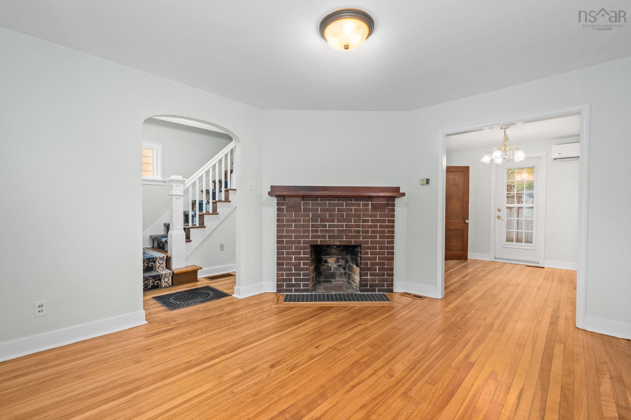 $489,900.00: 6921 Chebucto Road, Halifax
