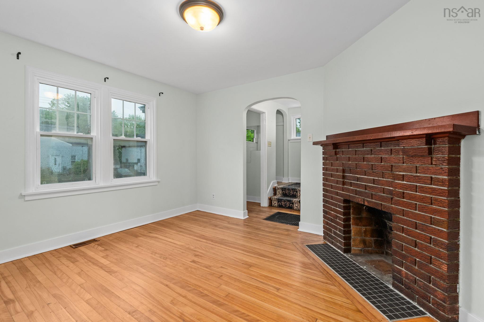 $489,900.00: 6921 Chebucto Road, Halifax