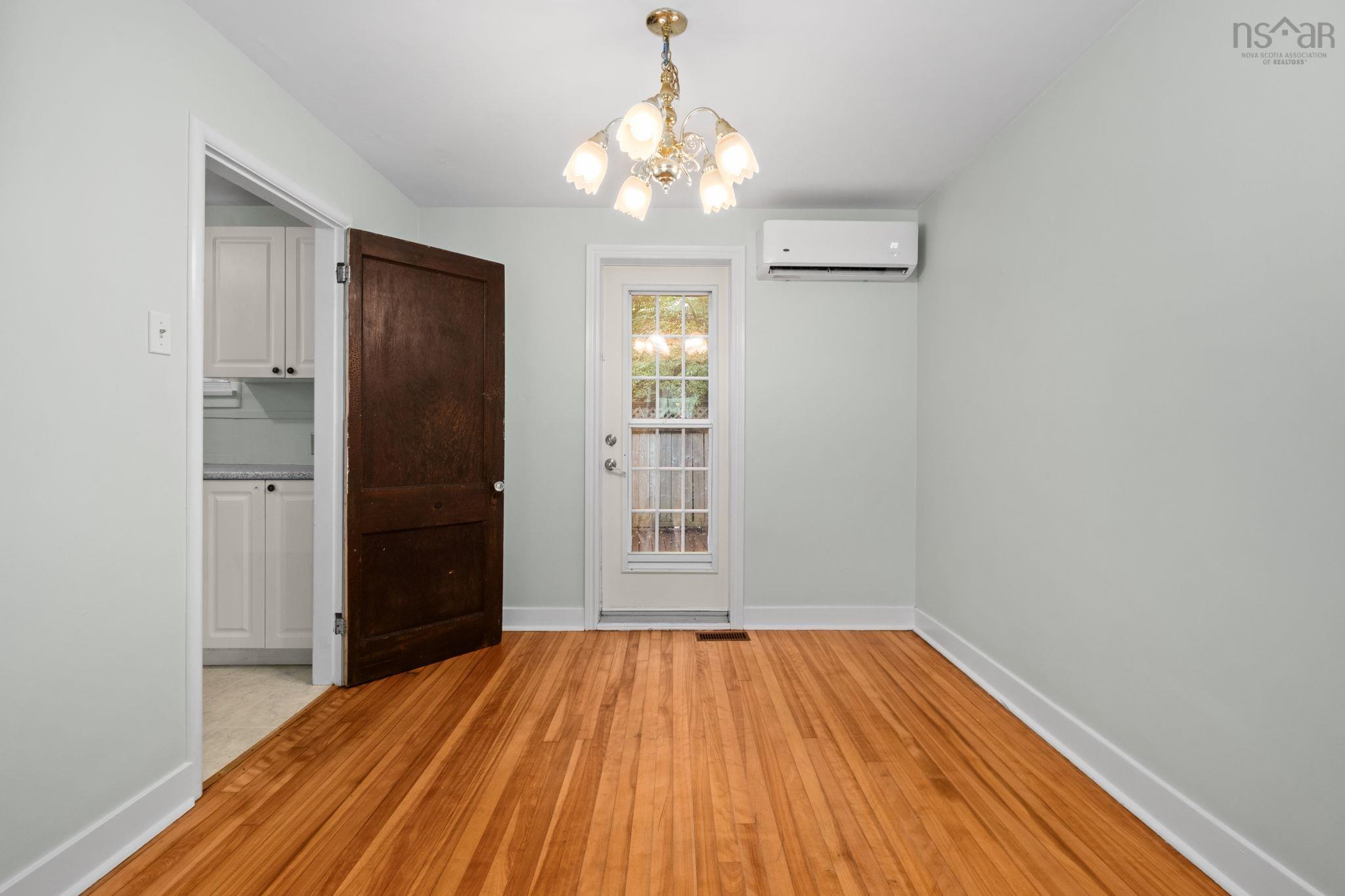 $489,900.00: 6921 Chebucto Road, Halifax