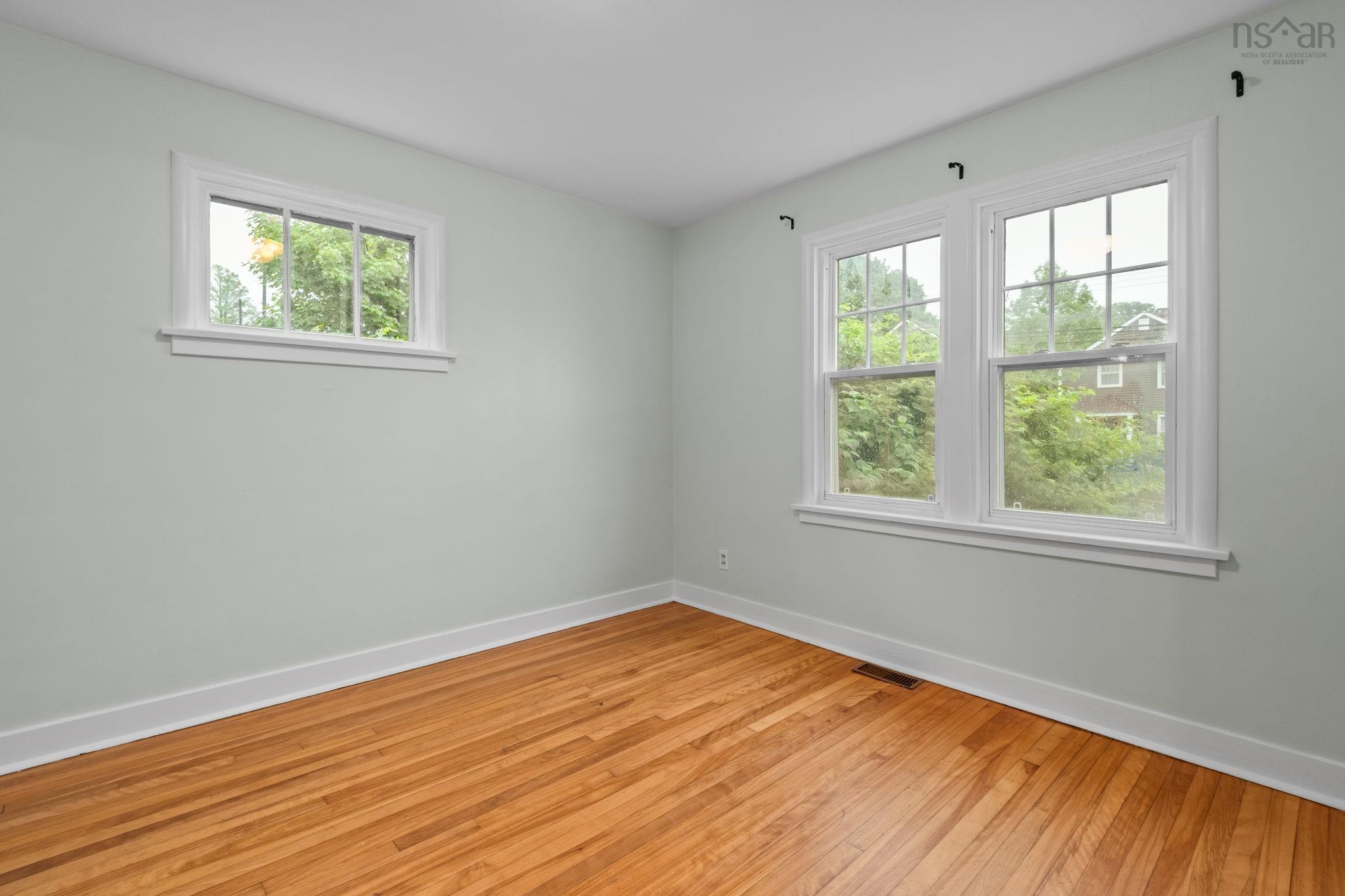$489,900.00: 6921 Chebucto Road, Halifax
