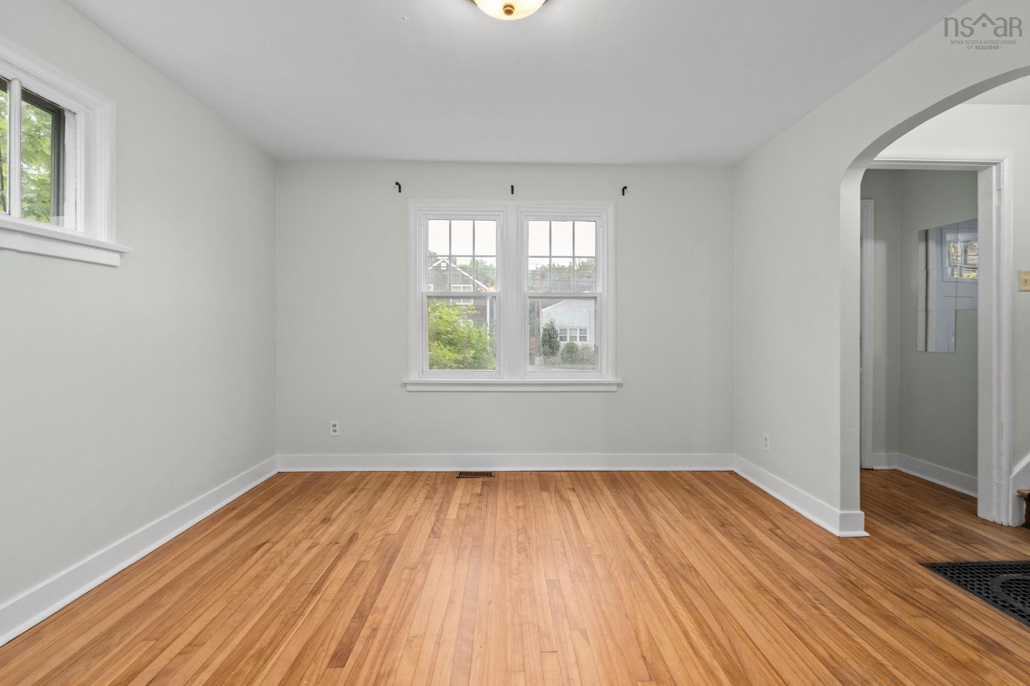 $489,900.00: 6921 Chebucto Road, Halifax