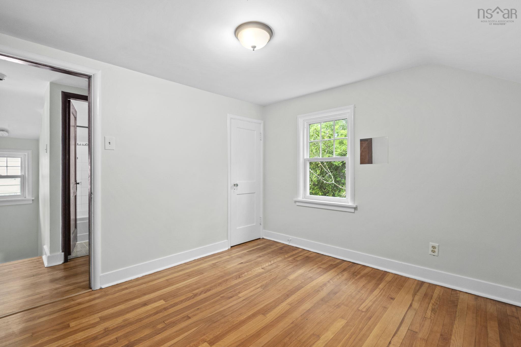 $489,900.00: 6921 Chebucto Road, Halifax