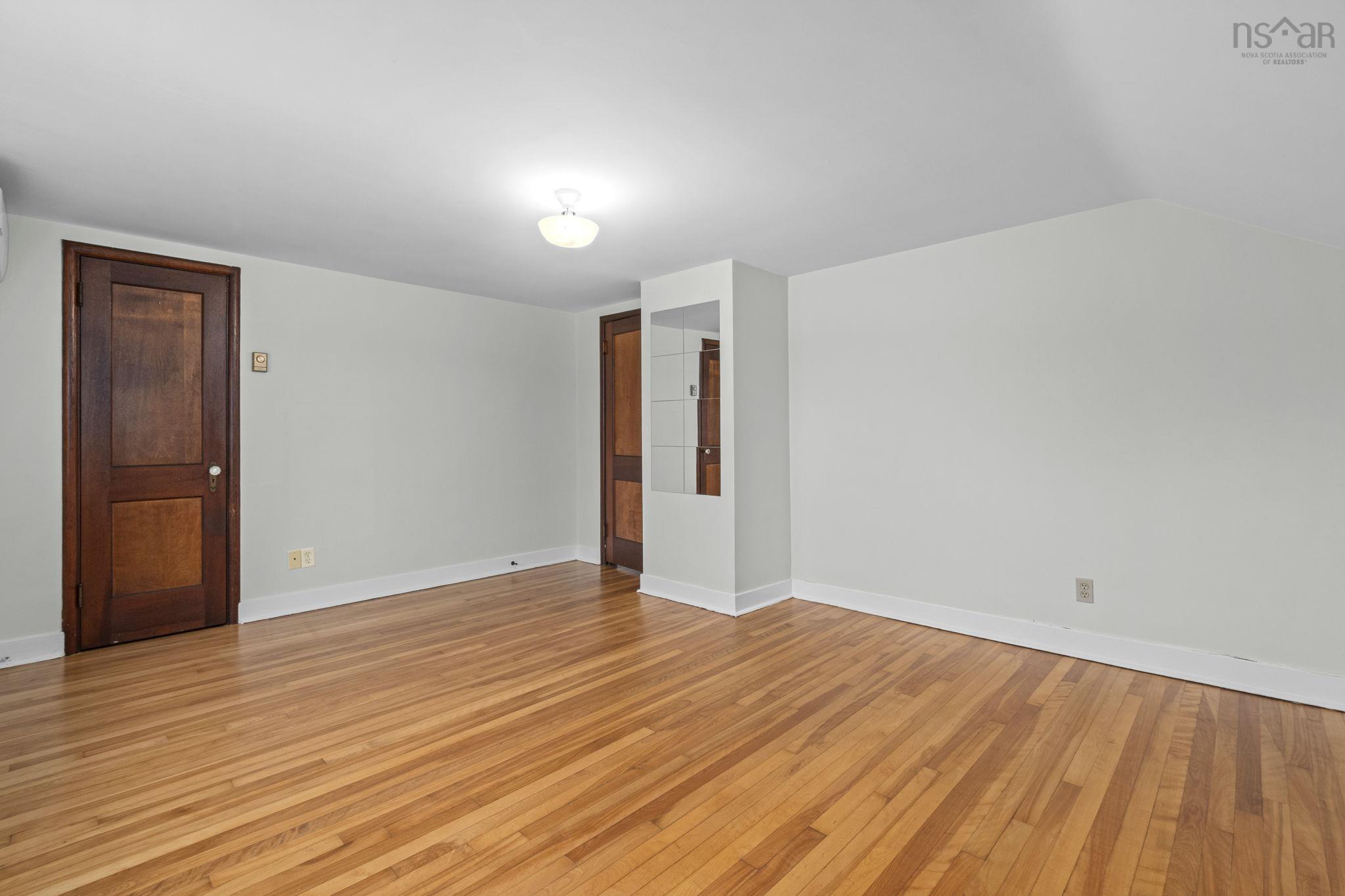 $489,900.00: 6921 Chebucto Road, Halifax