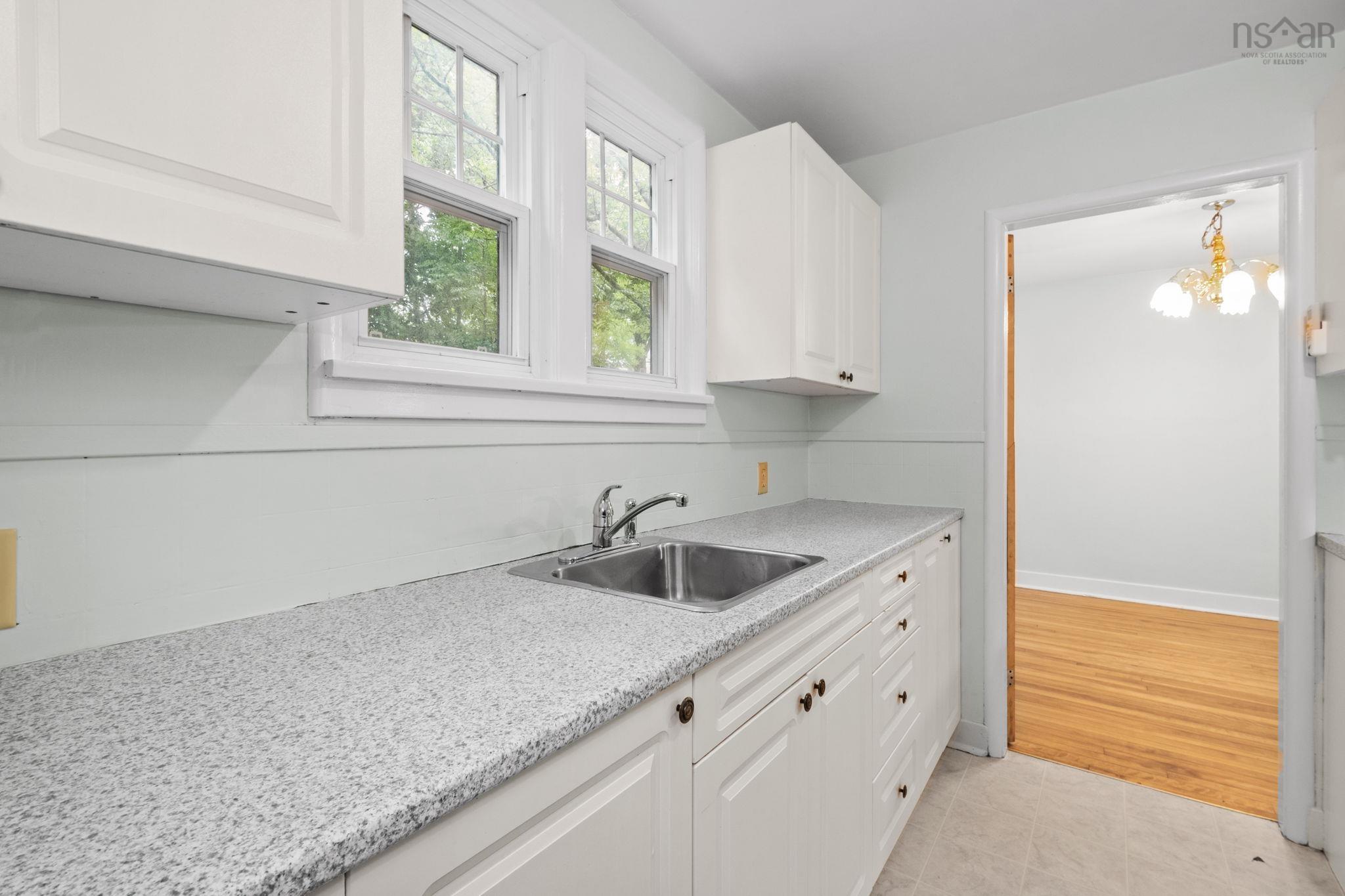 $489,900.00: 6921 Chebucto Road, Halifax