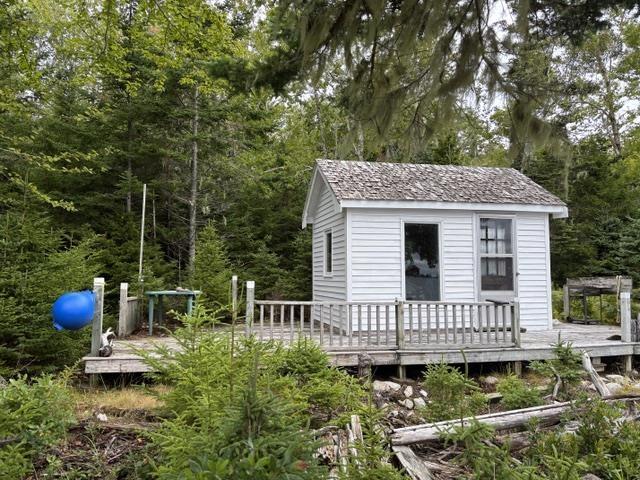 $159,900.00: 244 Zwicker Island, Indian Point