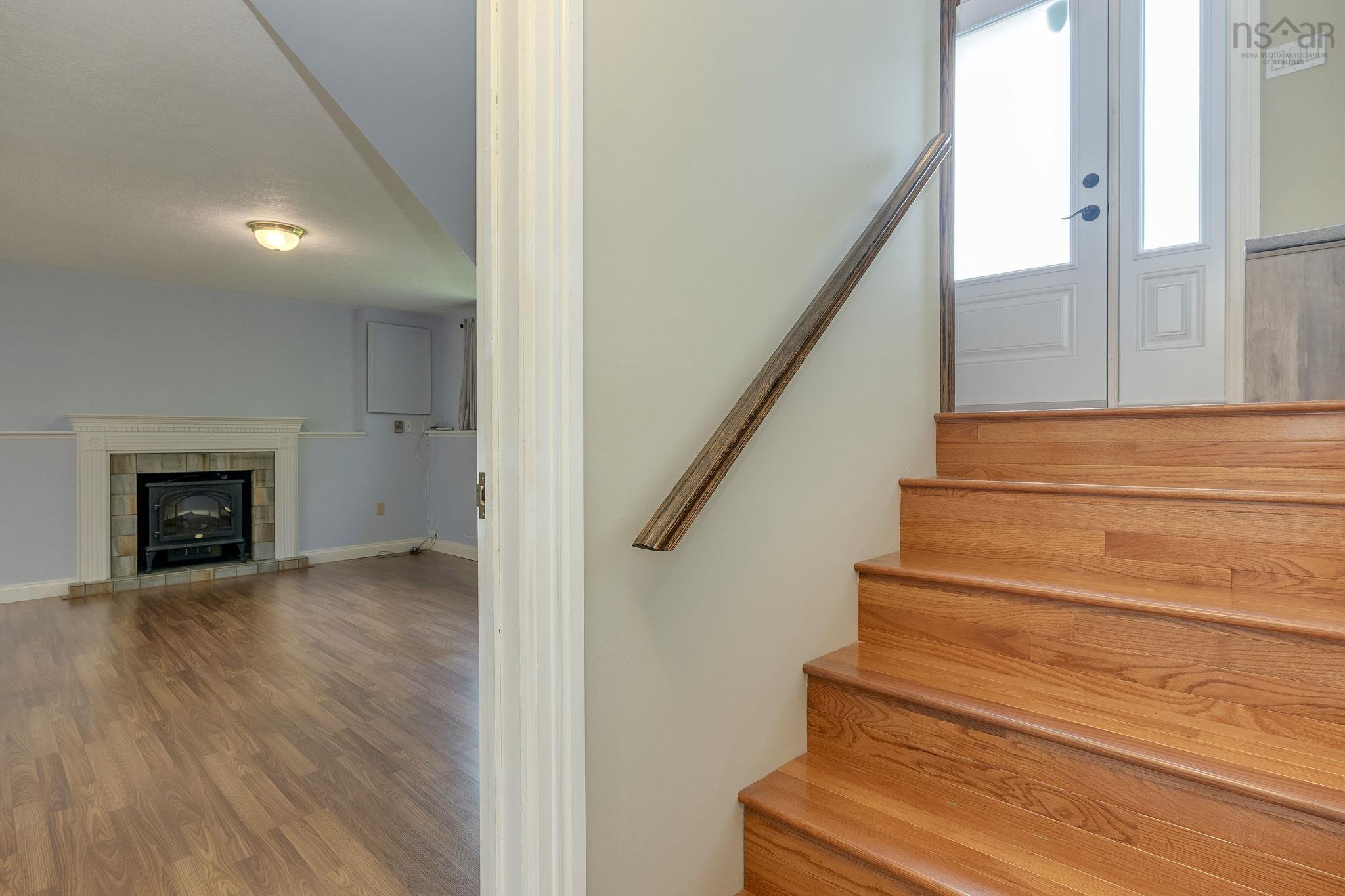 $569,000.00: 28 Eastwood Court, Forest Hills