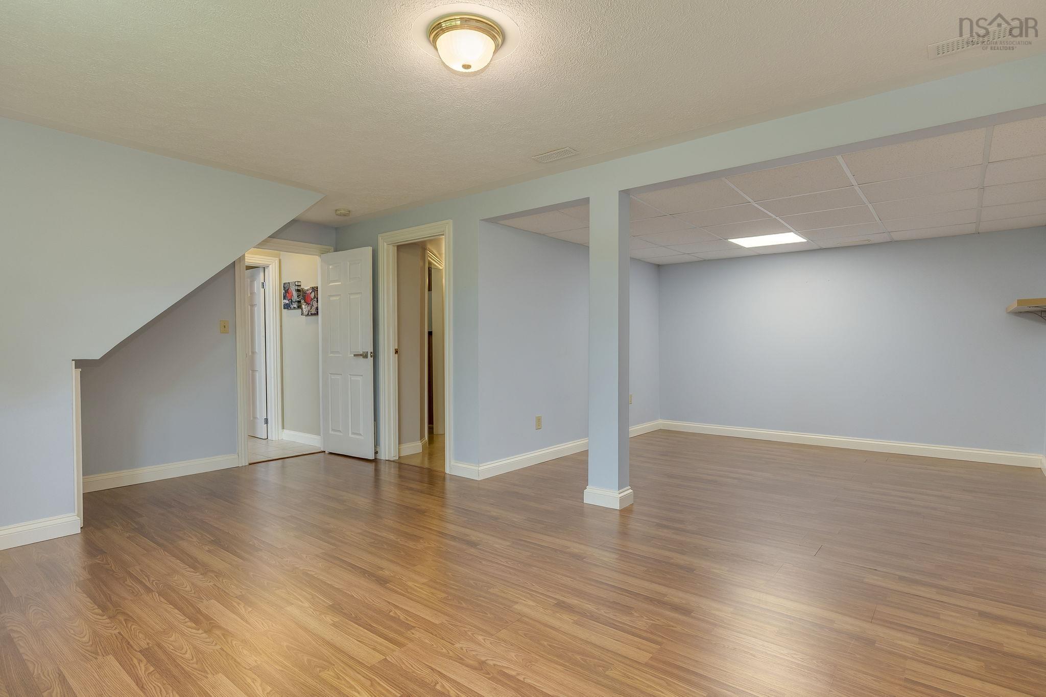 $569,000.00: 28 Eastwood Court, Forest Hills