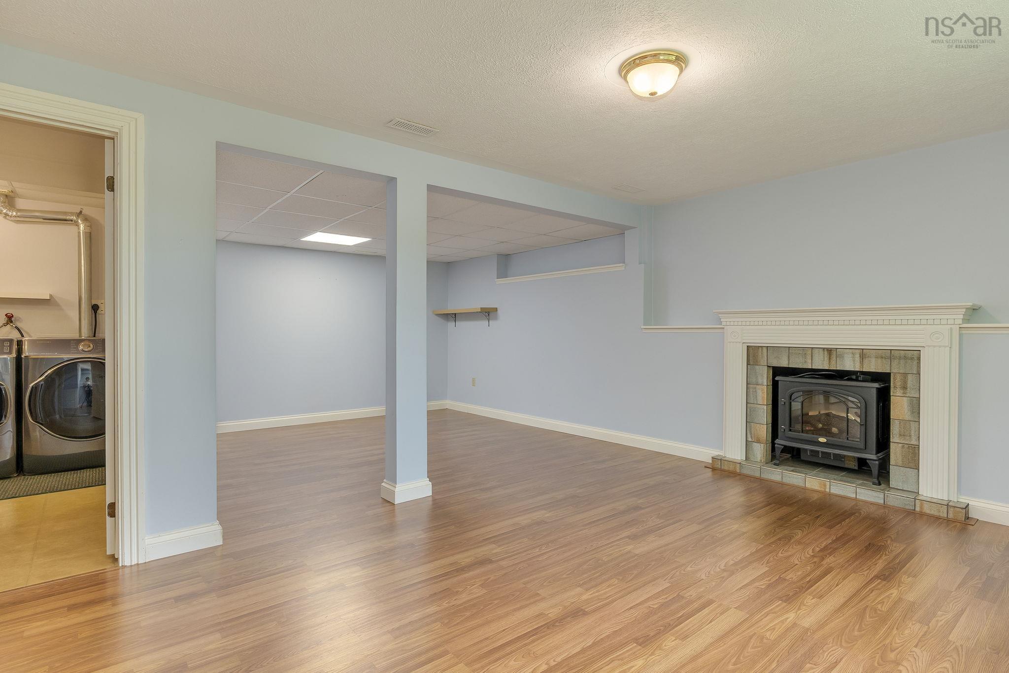 $569,000.00: 28 Eastwood Court, Forest Hills